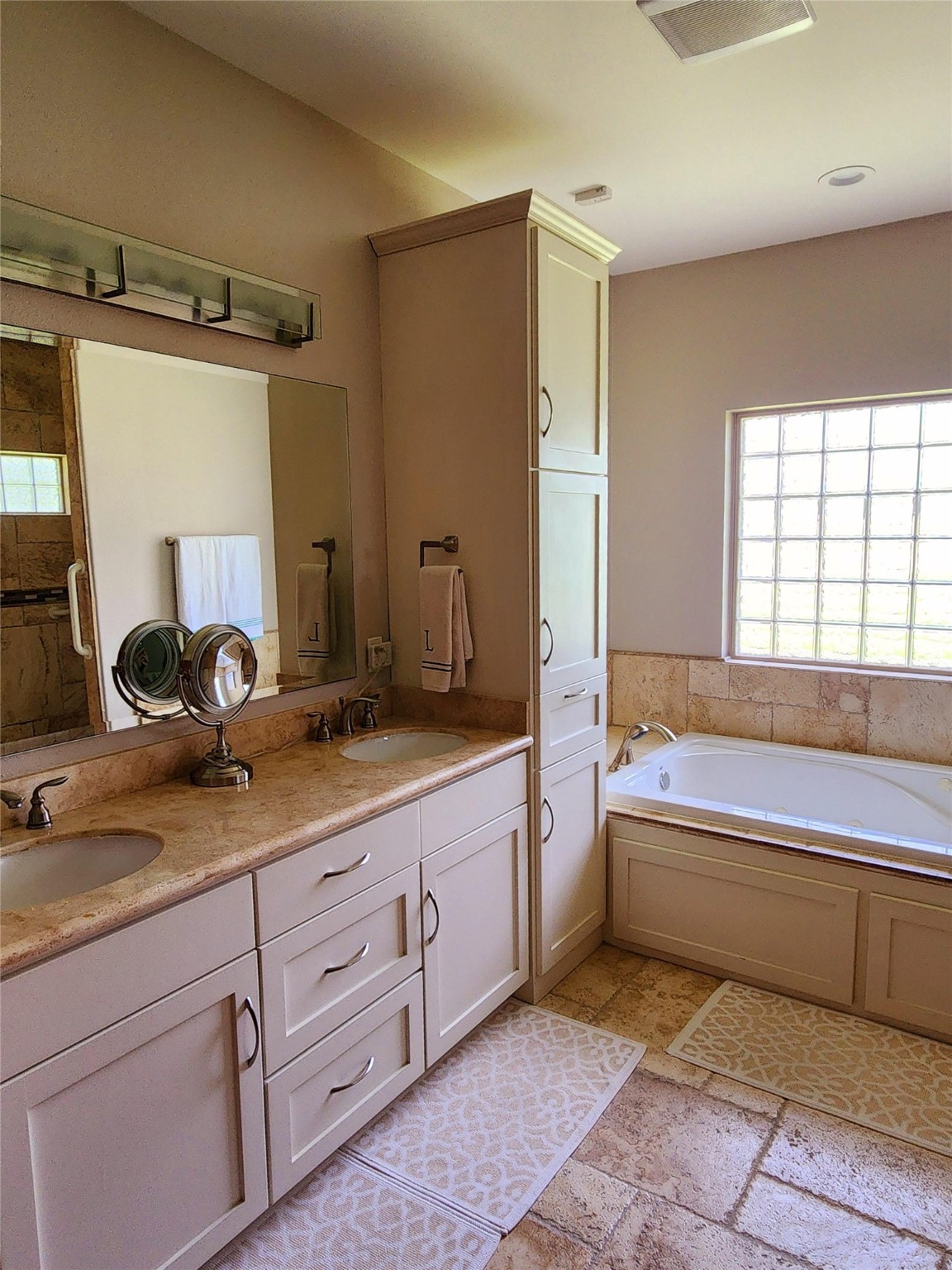 145 State Loop 92 Property Photo 25