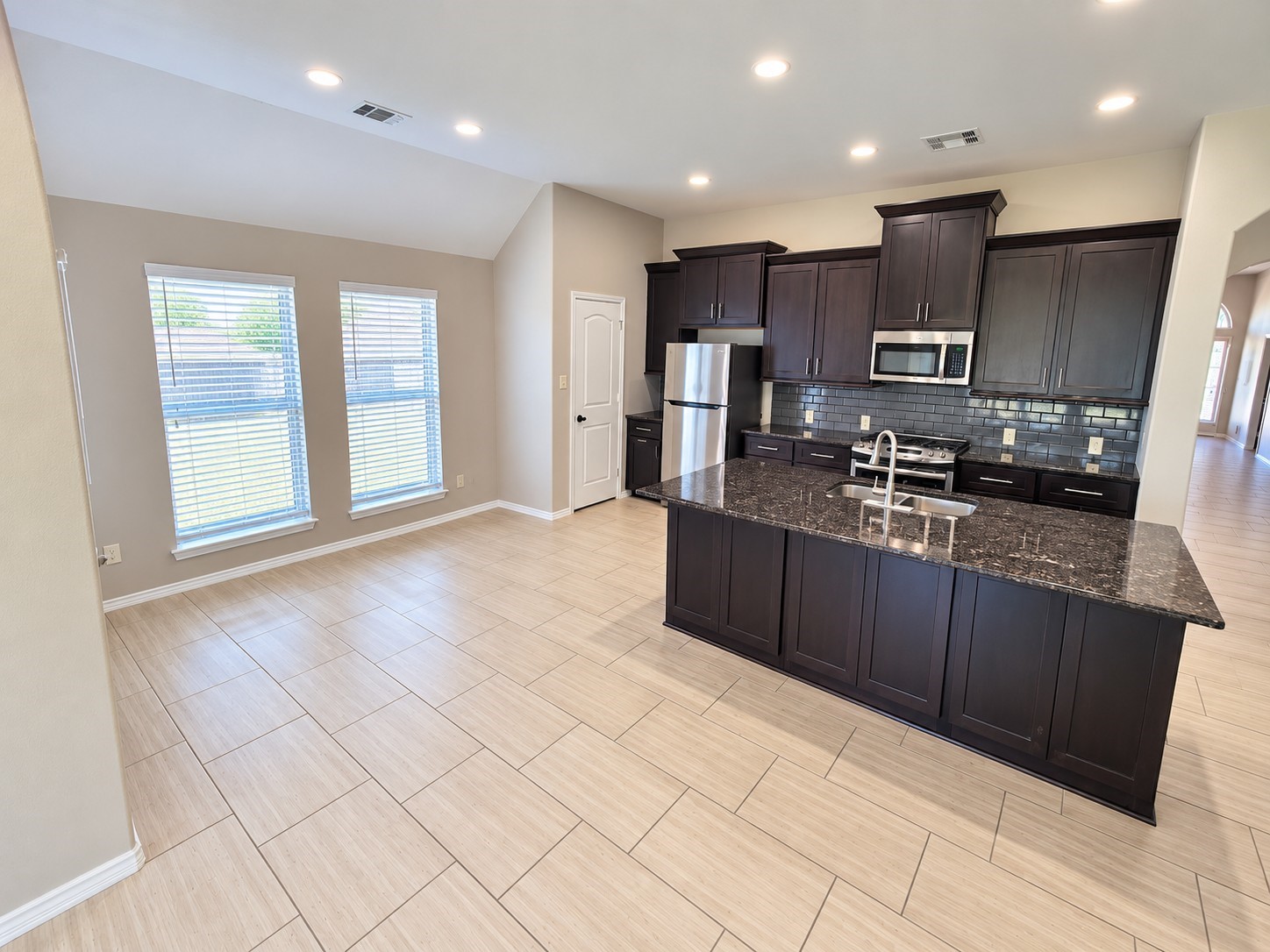 3318 Primrose Canyon Lane Property Photo 11