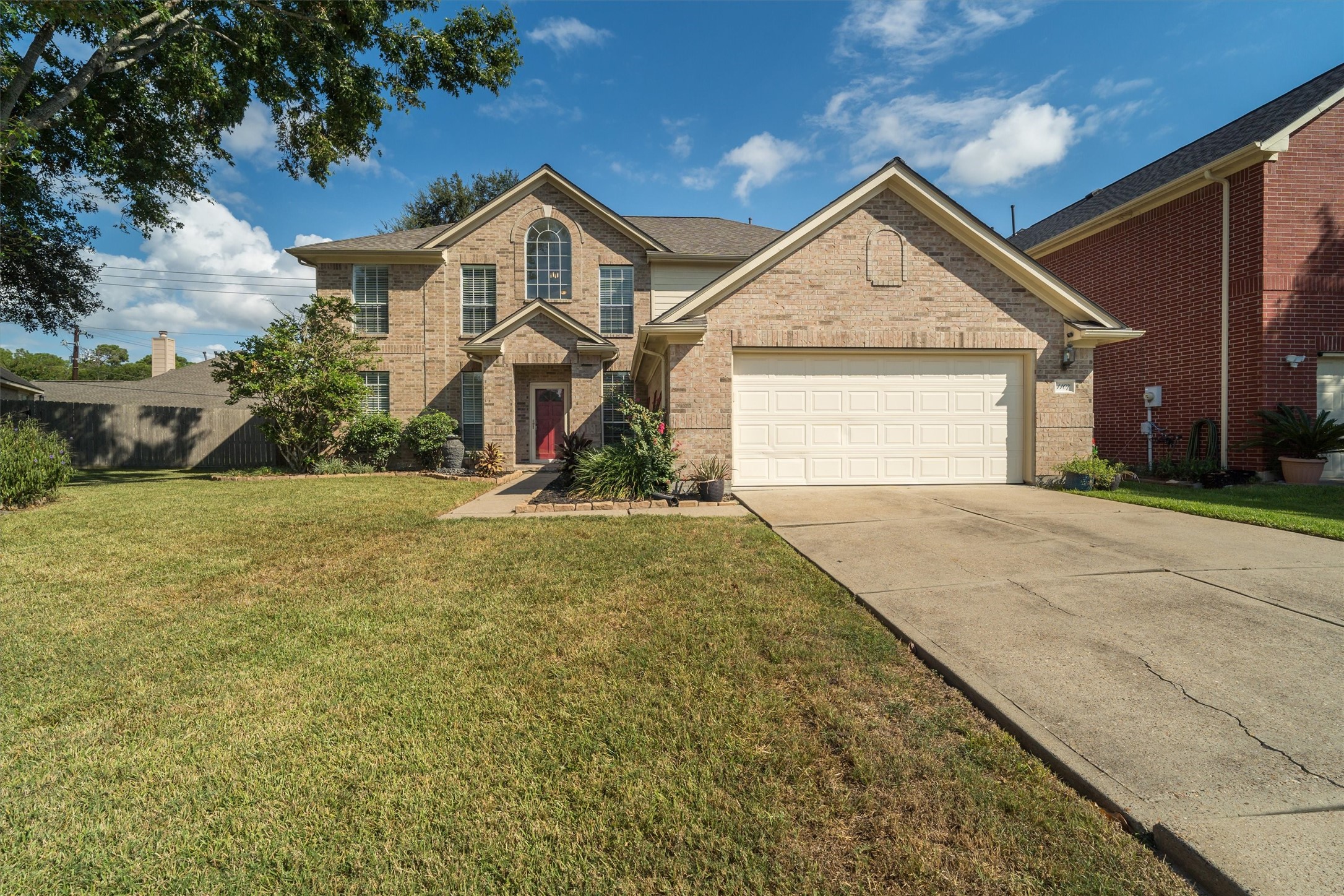 1107 Elmgrove Park Lane Property Photo 1