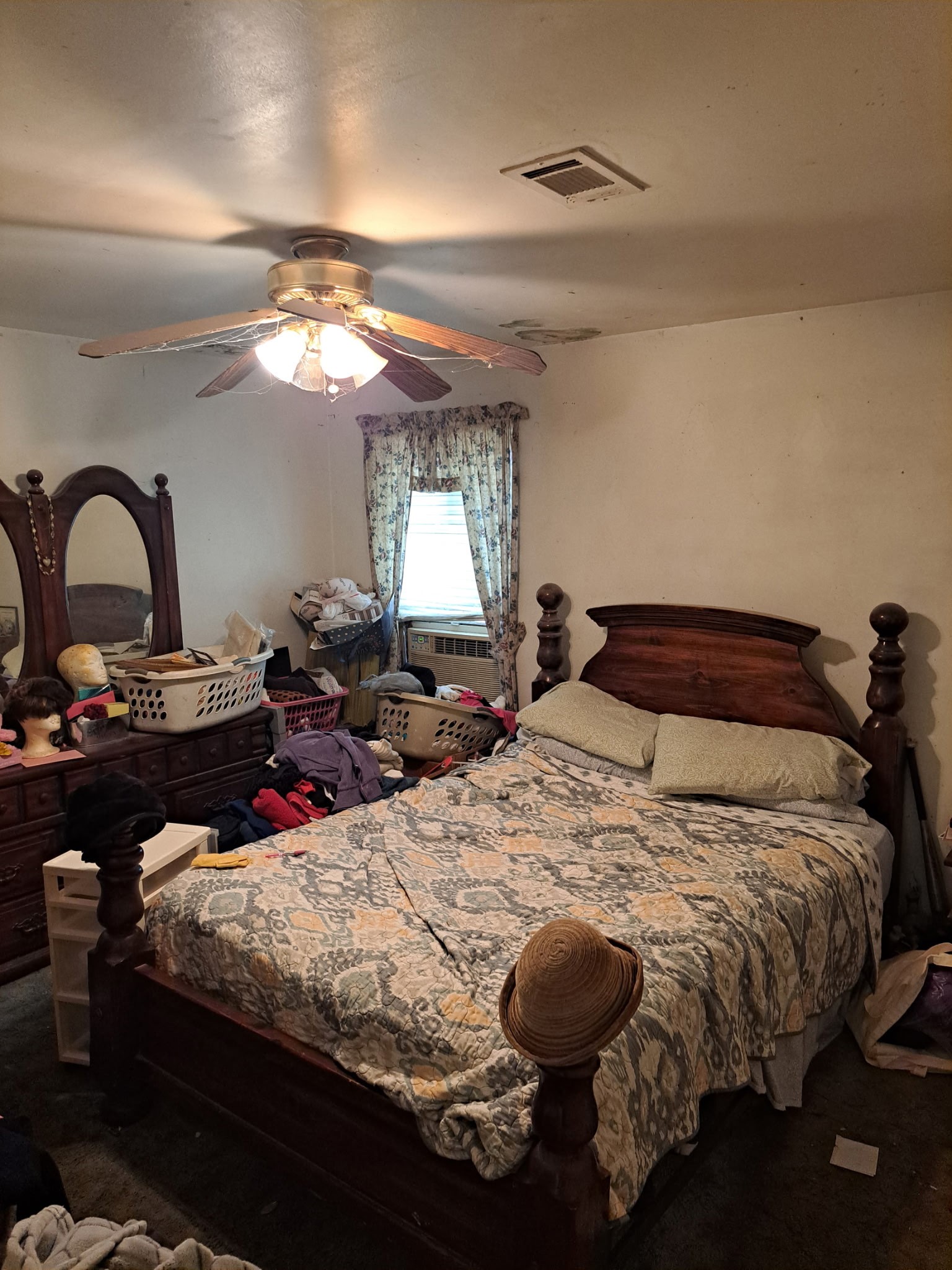 102 Amanda Street Property Photo 16