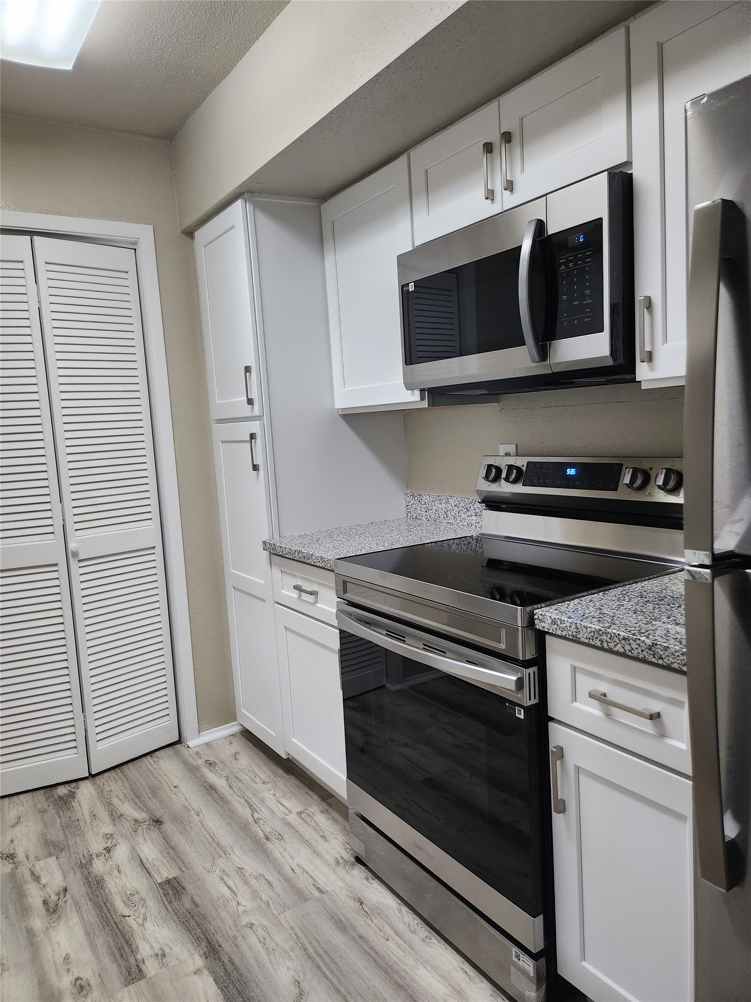 6602 Harbor Town Drive 408 Property Photo 14