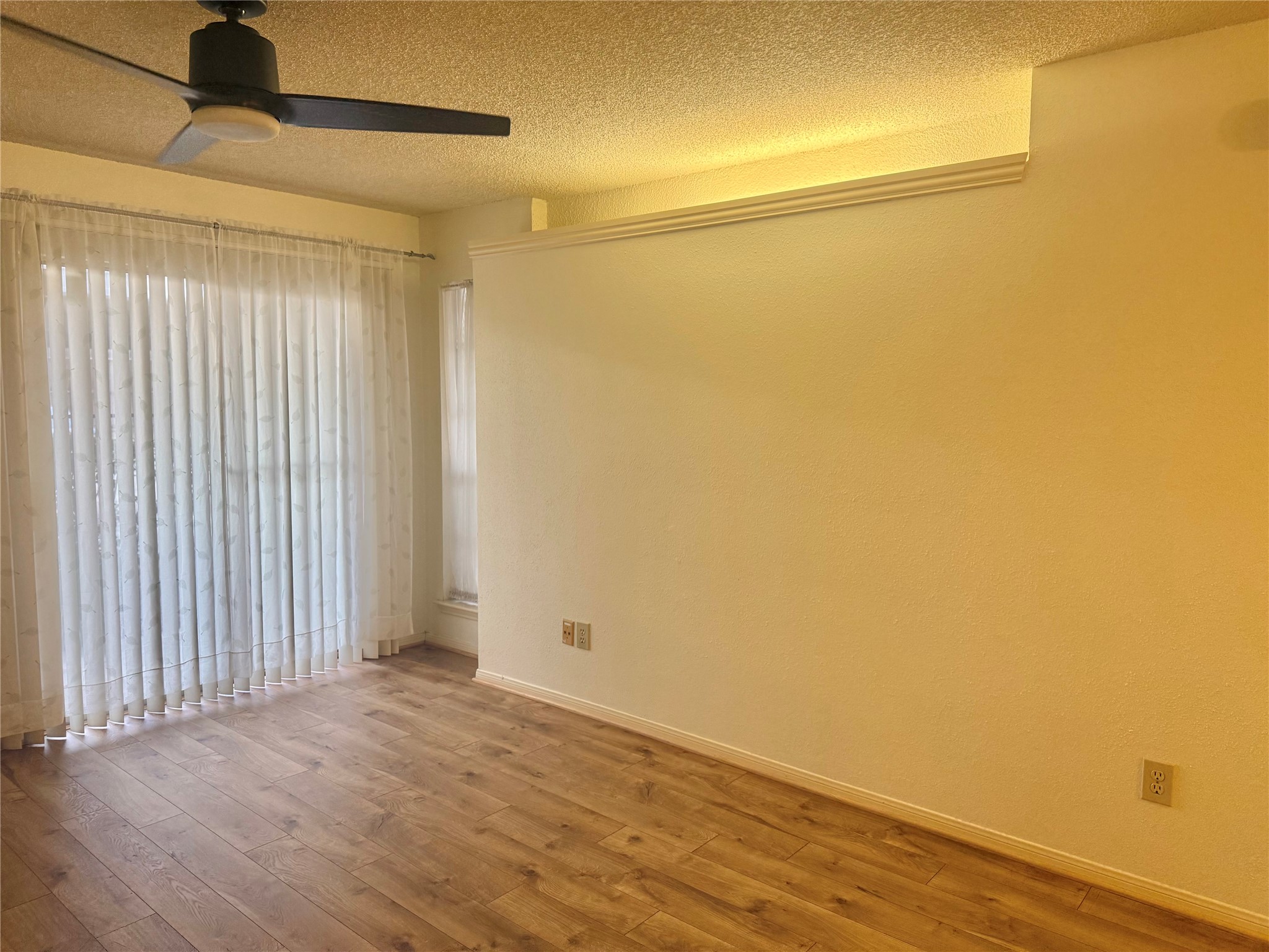 2121 Hepburn Street 407 Property Photo 7