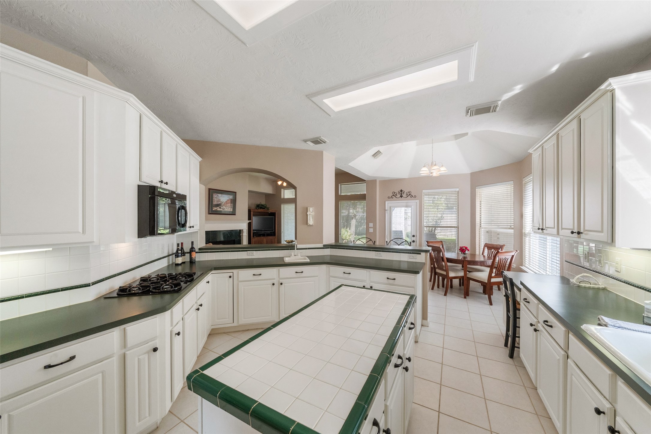 3422 Aldergrove Drive Property Photo 21