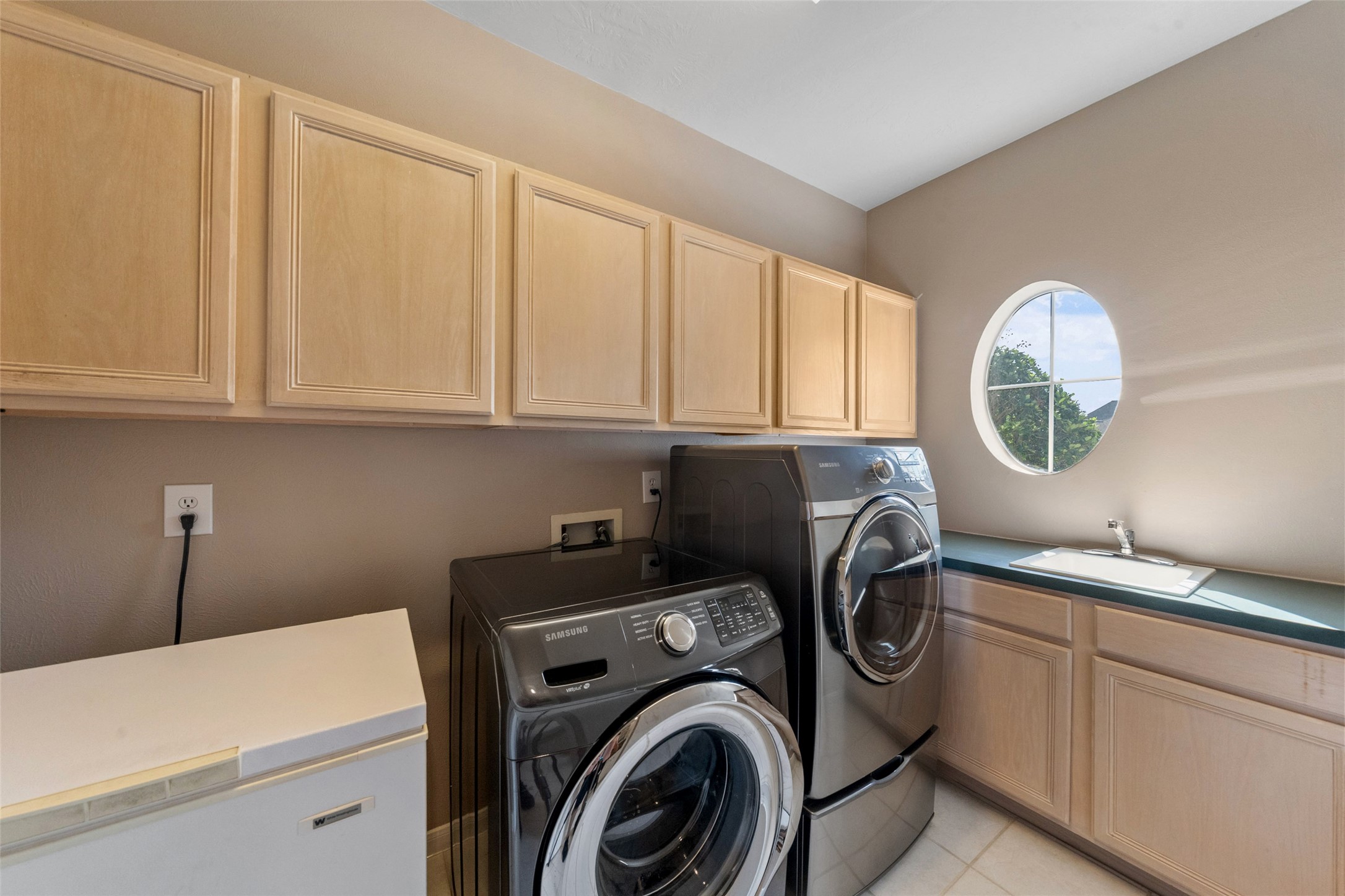 3422 Aldergrove Drive Property Photo 24