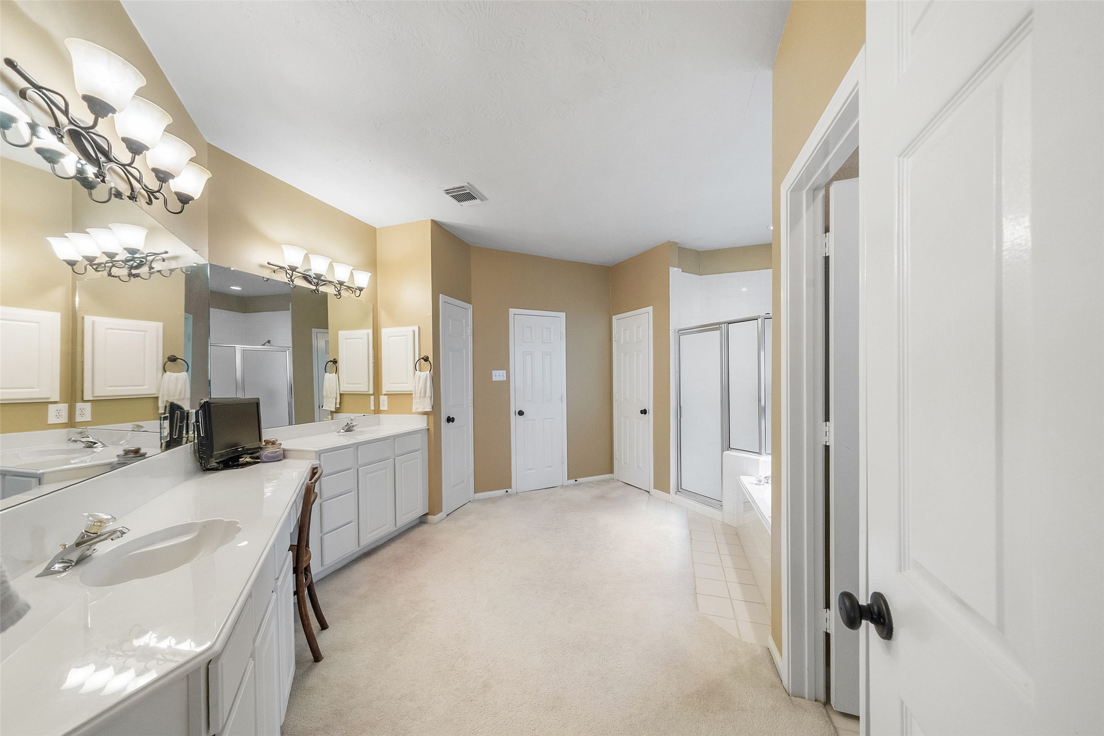 3422 Aldergrove Drive Property Photo 27