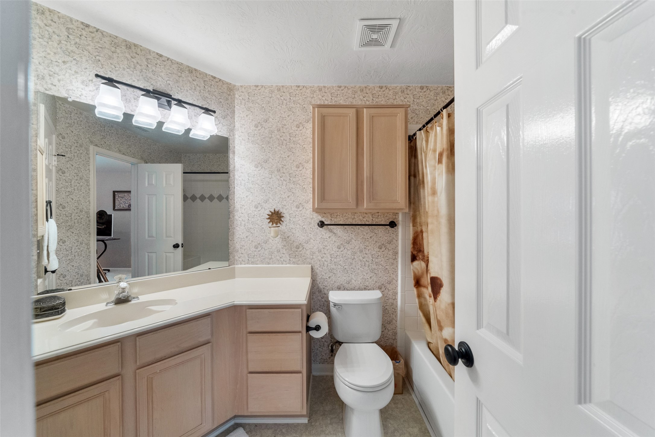 3422 Aldergrove Drive Property Photo 34