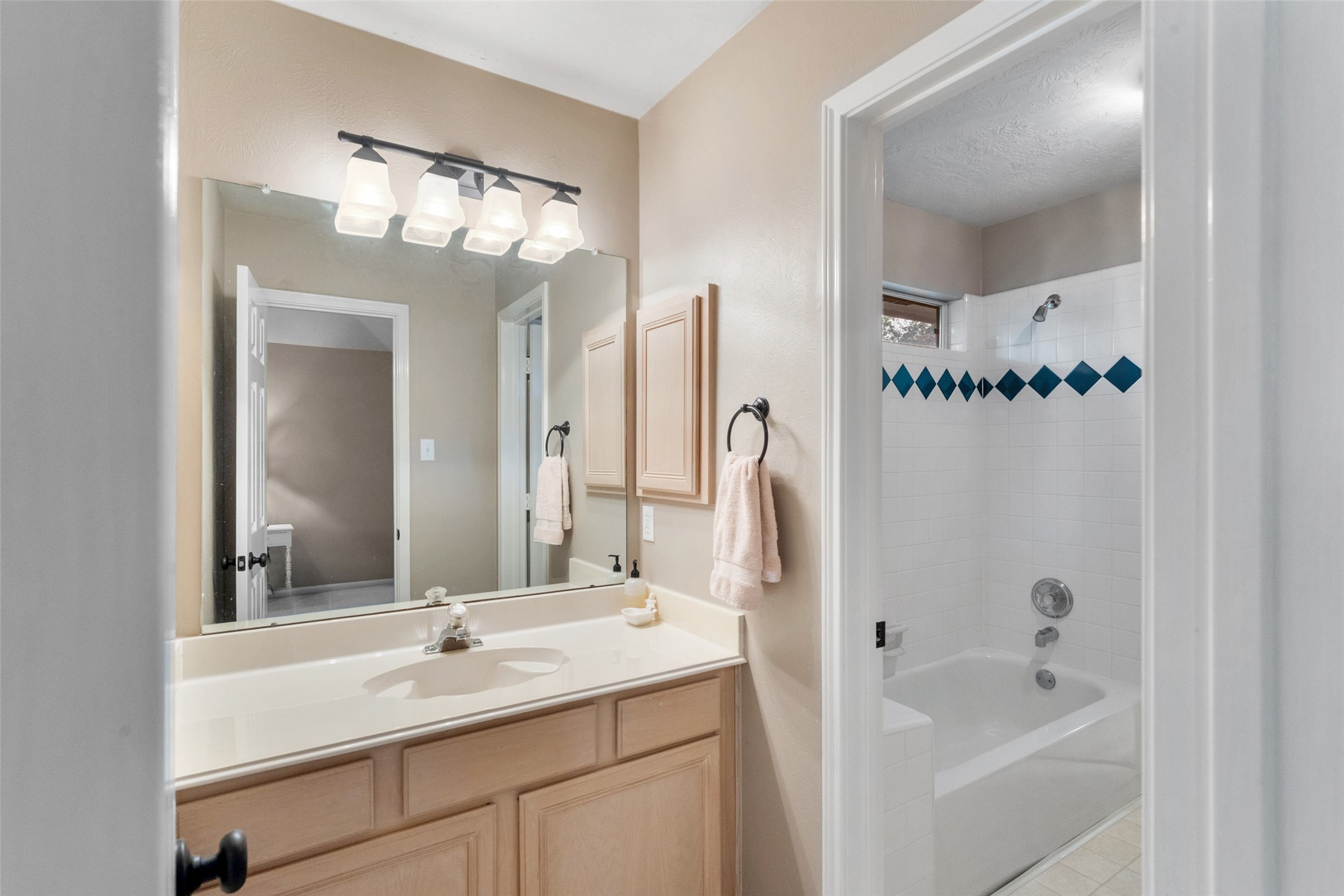 3422 Aldergrove Drive Property Photo 41