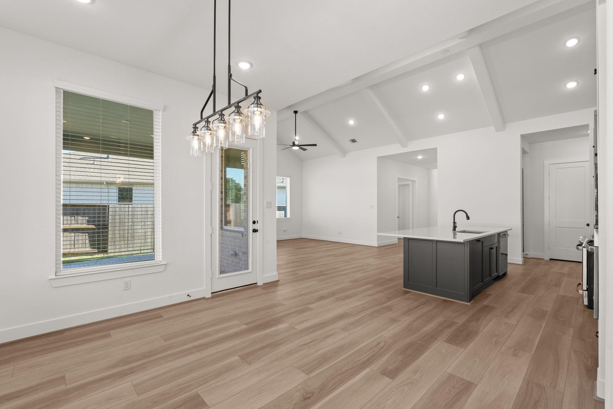 9107 Basilica Lane Property Photo 6