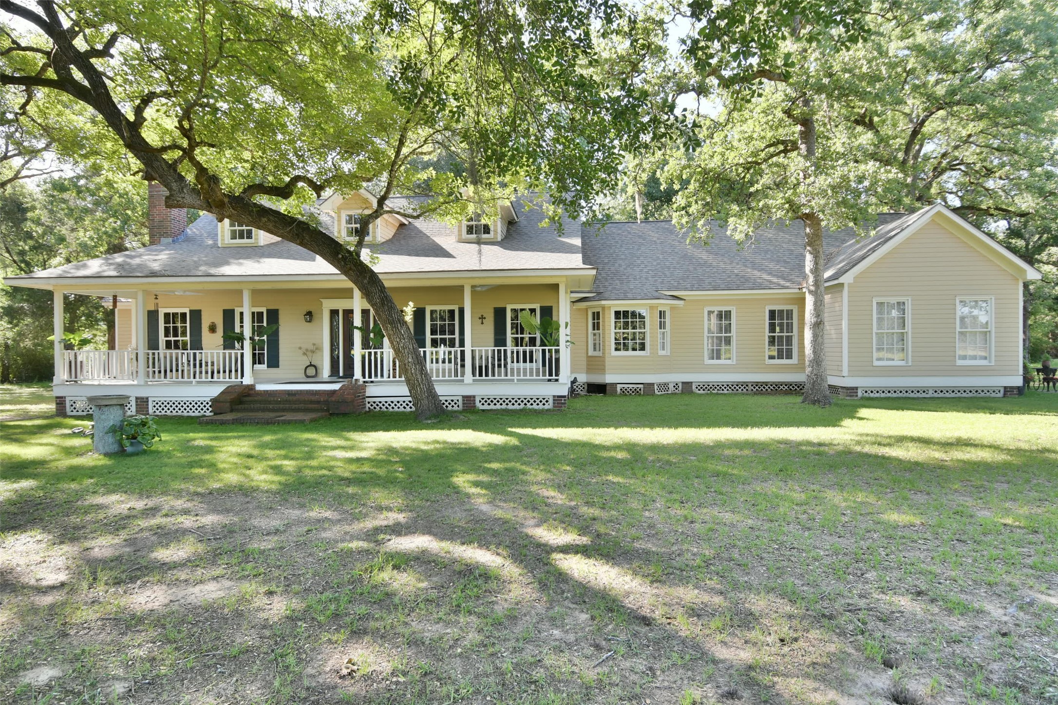 1263 Weishuhn Road Property Photo 4