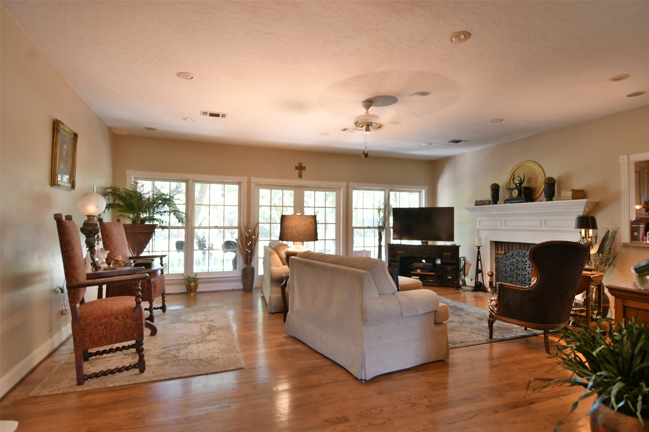 1263 Weishuhn Road Property Photo 9