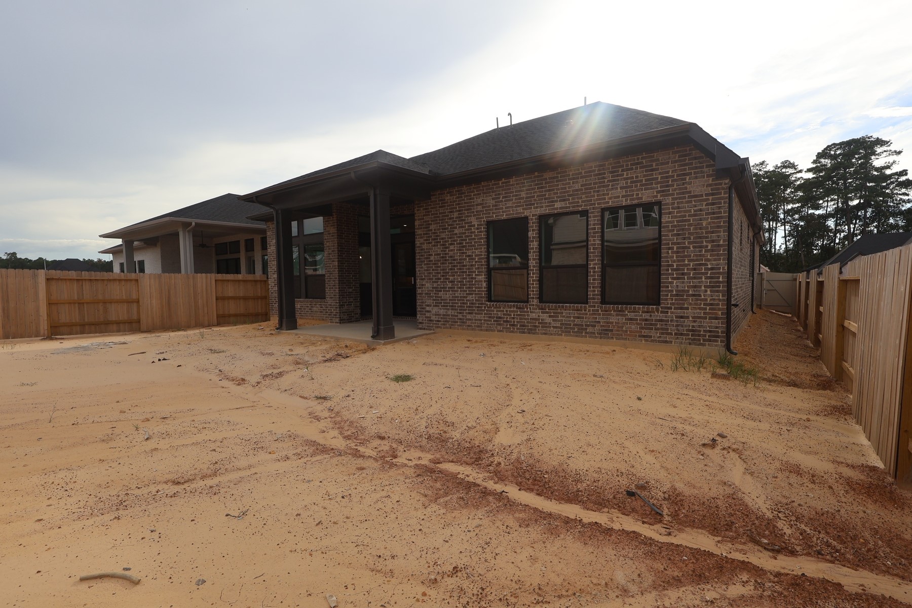 16741 Heron Oaks Run Property Photo 3