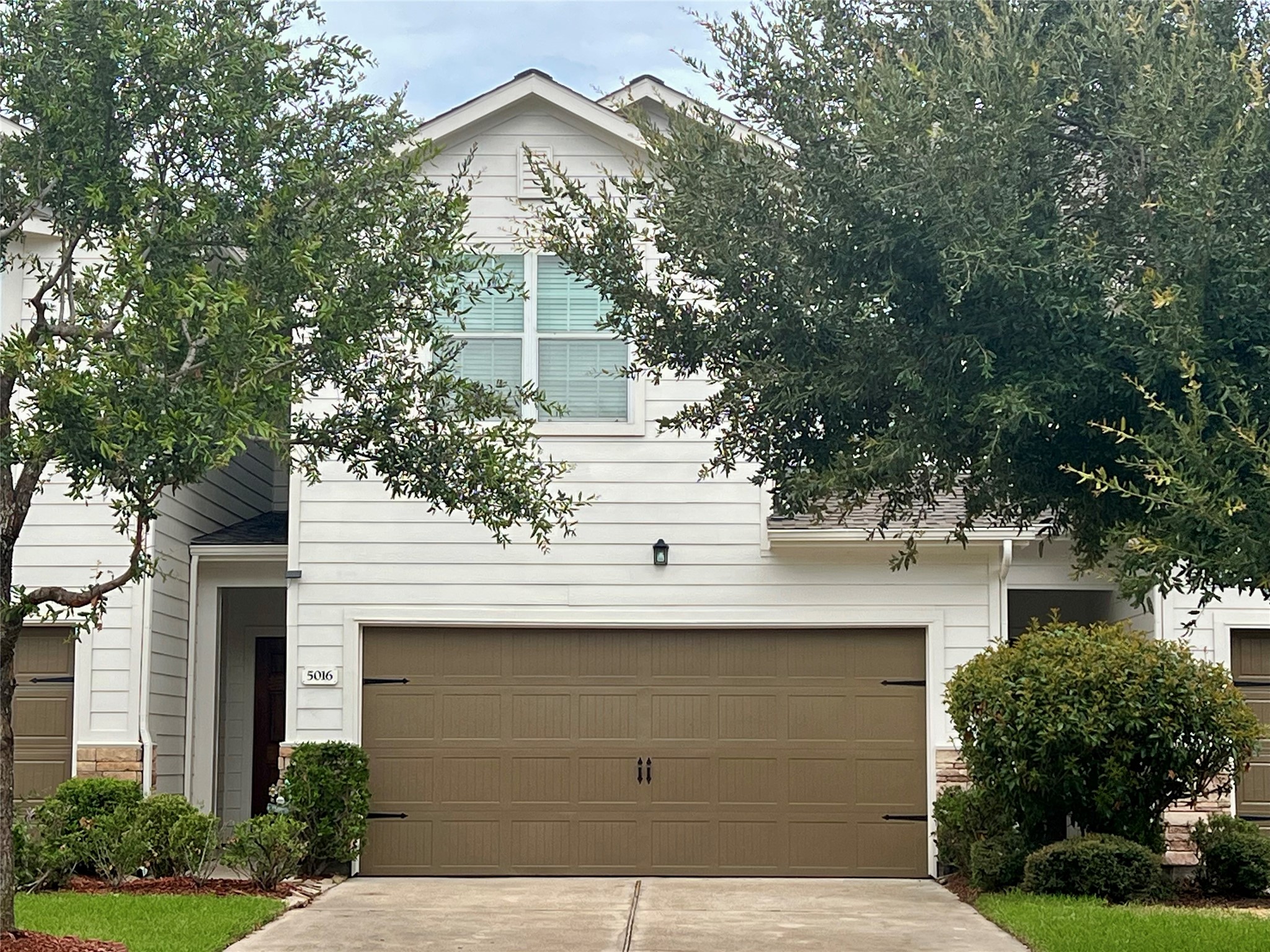 5016 Fjord Court Property Photo 1