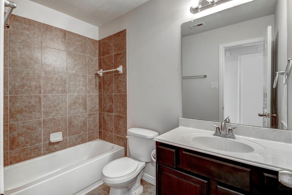 5016 Fjord Court Property Photo 21