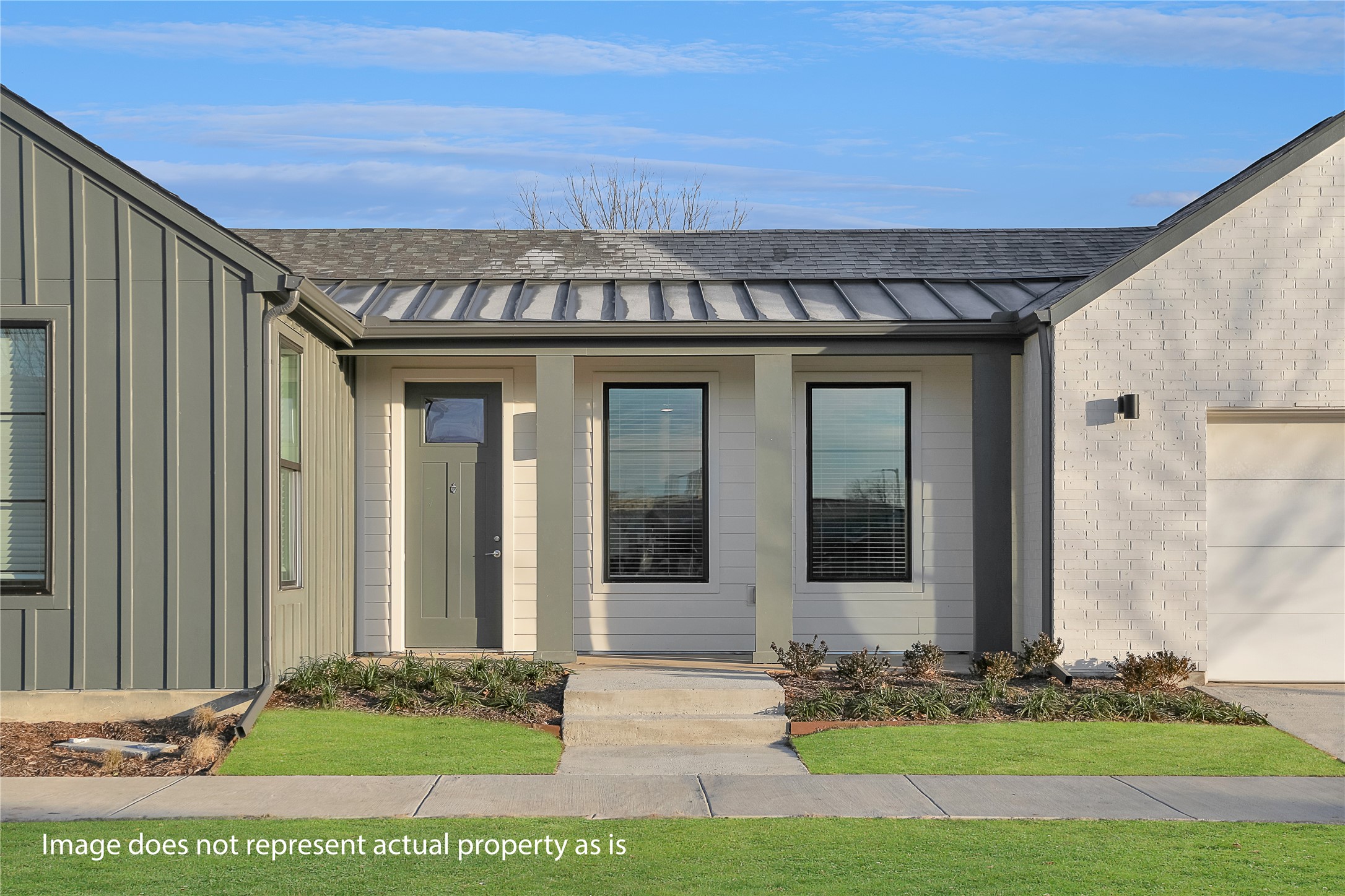 3651-322 S Custer Road Property Photo