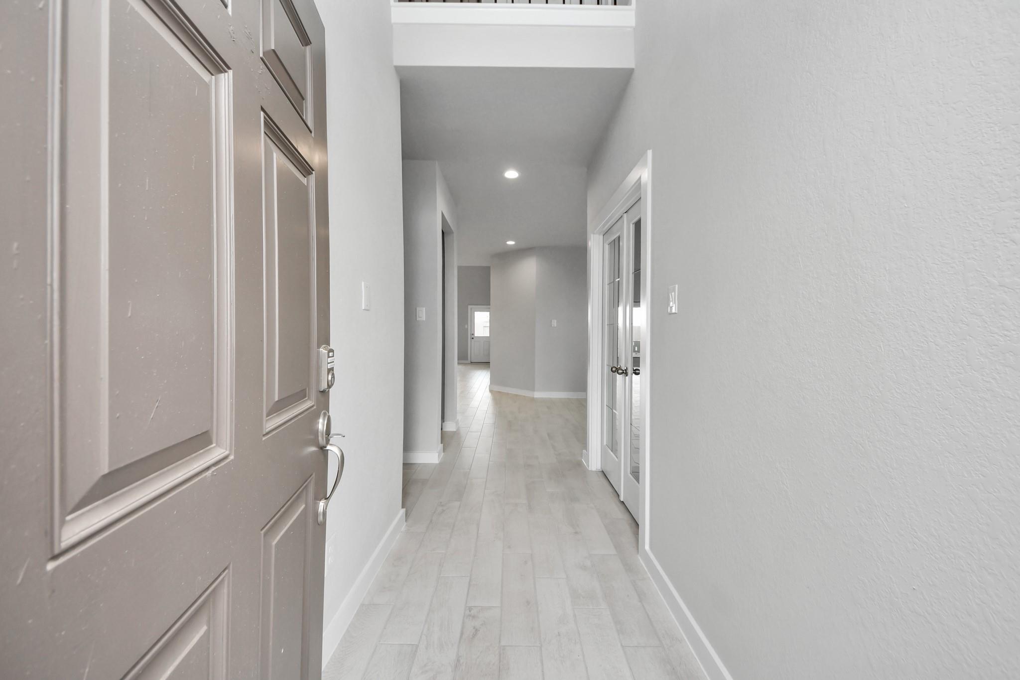 11727 Leafy Laurel Drive, Houston Tx 77066 Property Photo 3