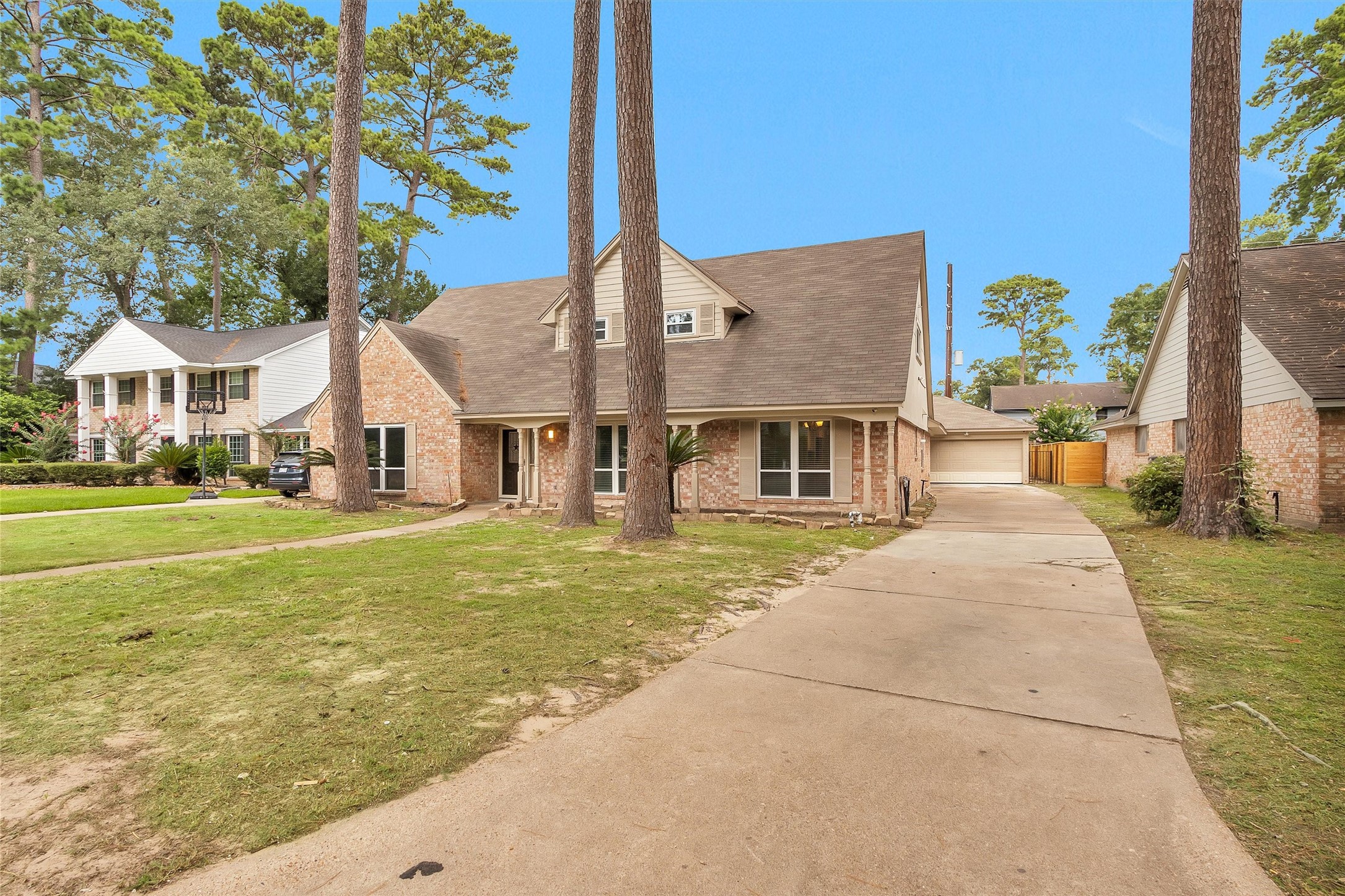 1122 Rhine Lane Property Photo 2