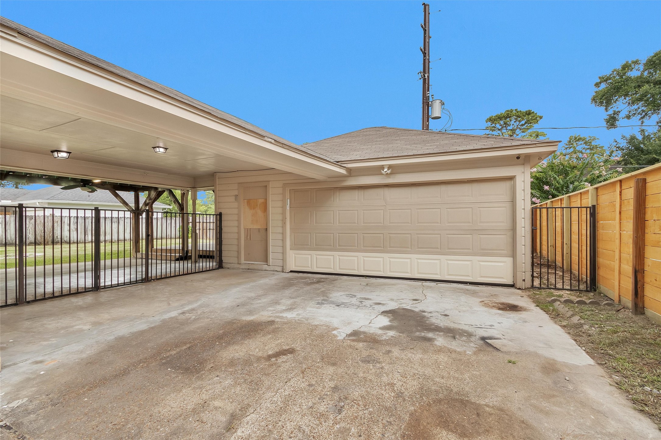 1122 Rhine Lane Property Photo 28