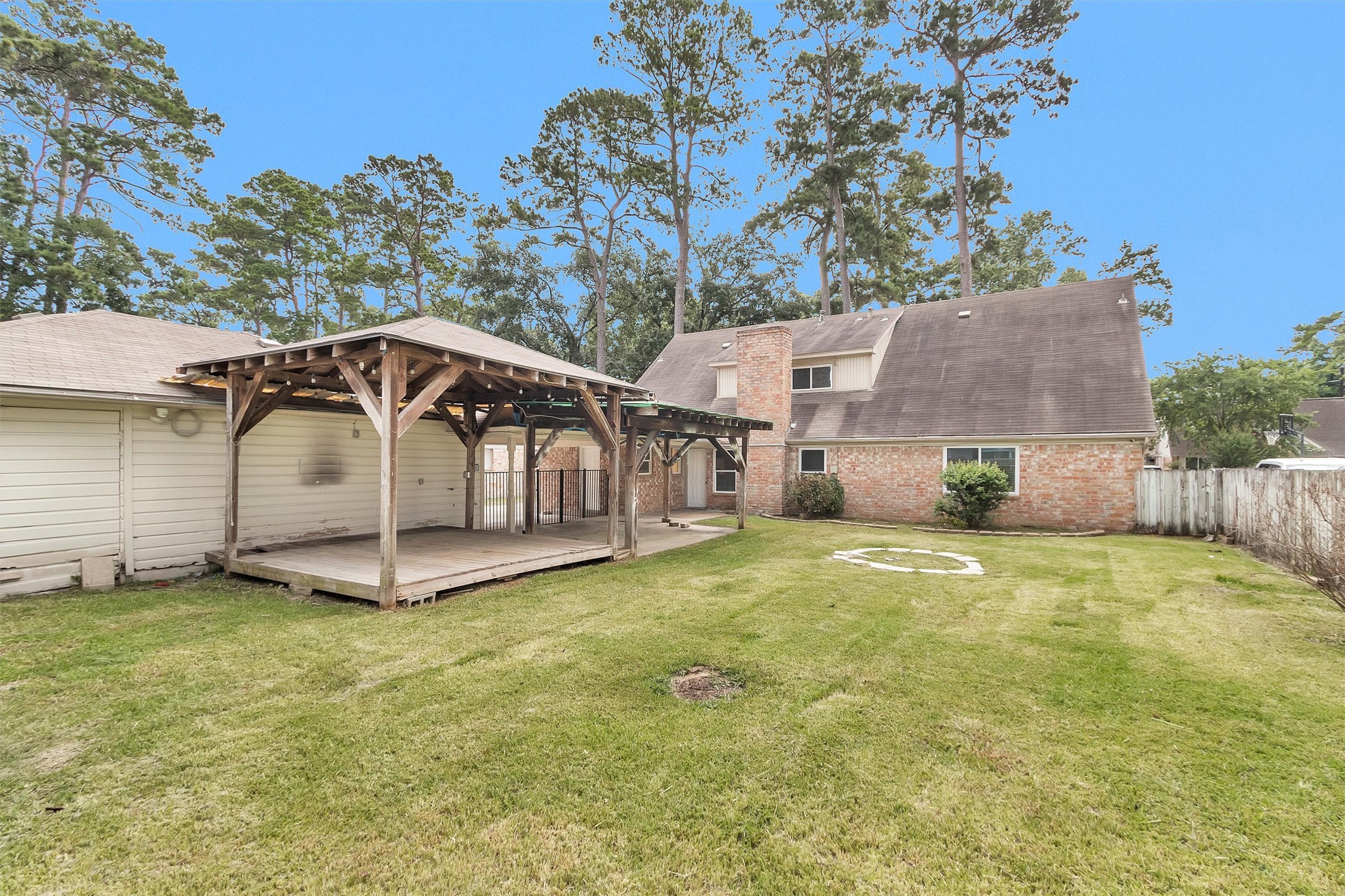 1122 Rhine Lane Property Photo 29