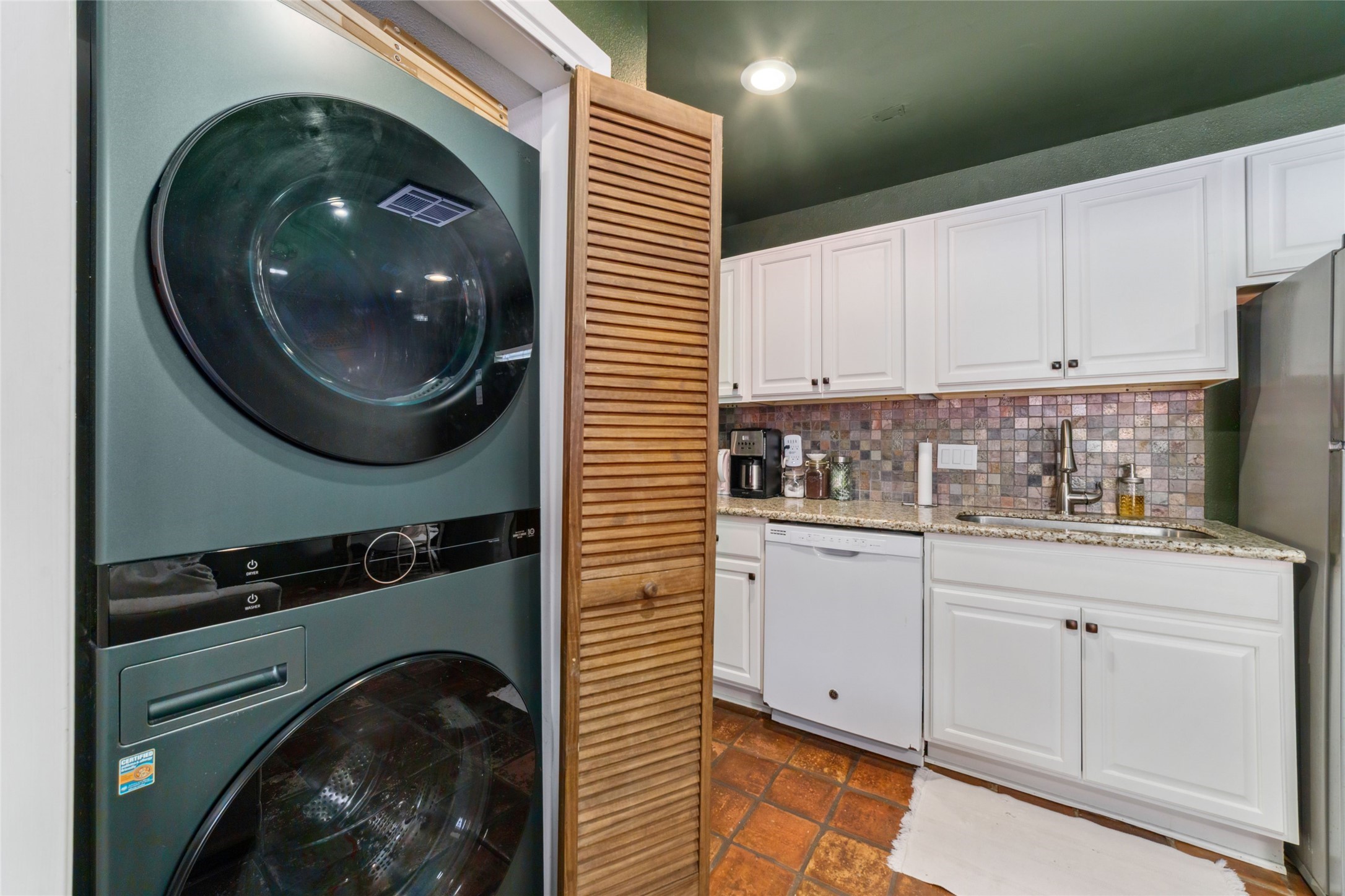 3400 Timmons Lane 68 Property Photo 14