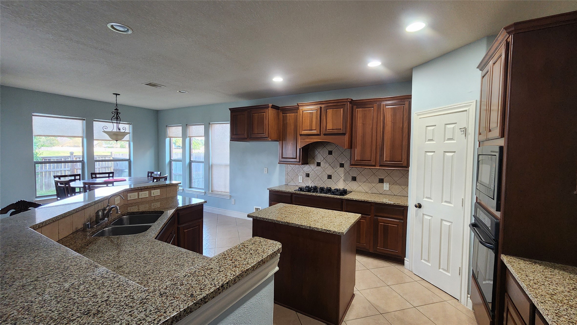 5442 Faircreek Ln Lane Property Photo 4