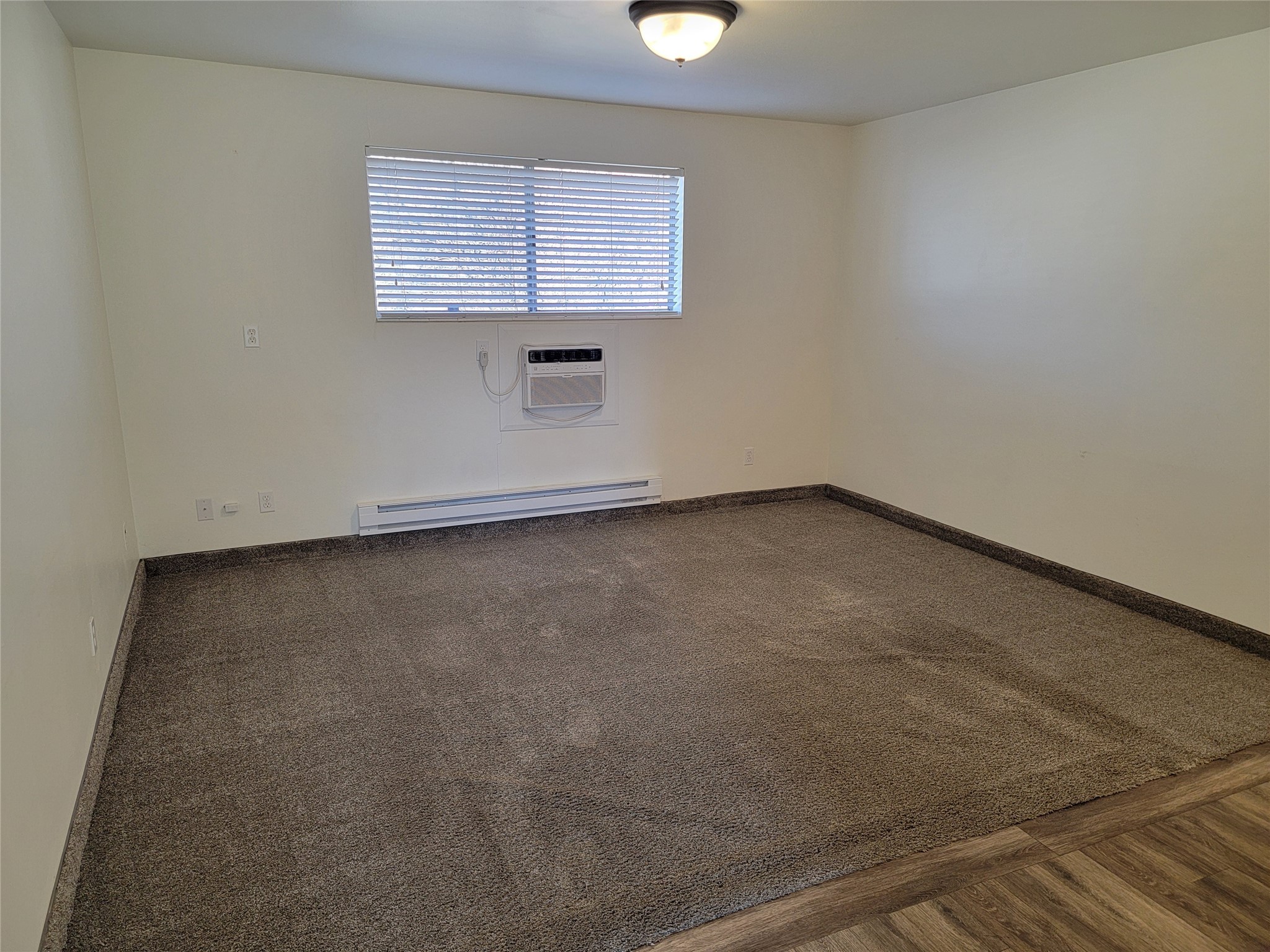 45 E 100 North Property Photo 4
