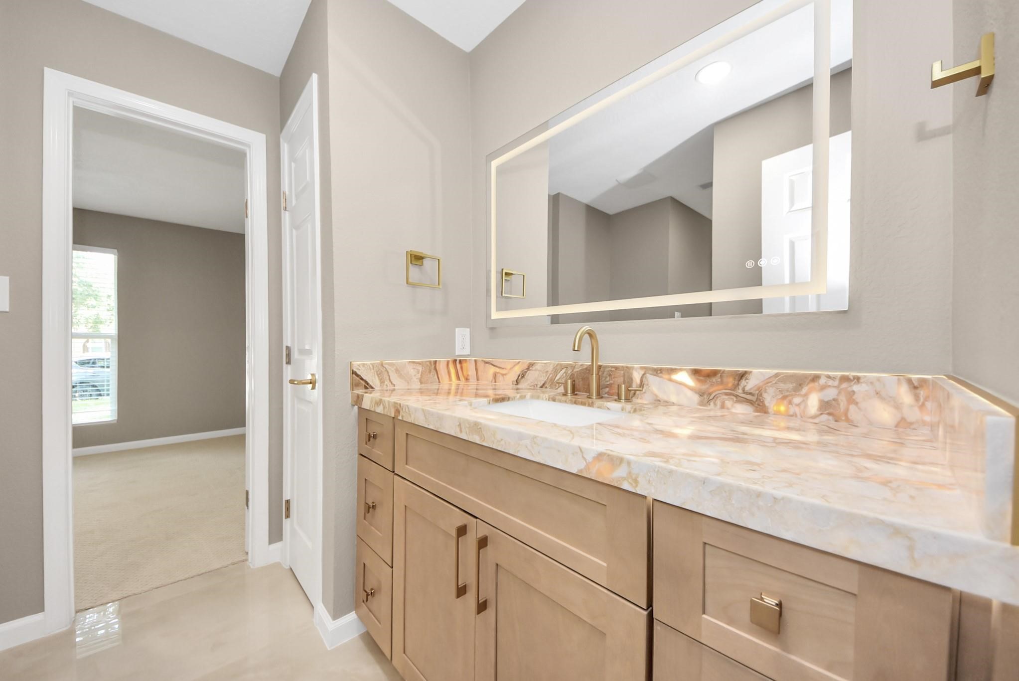 16114 Forest Bend Avenue Property Photo 28