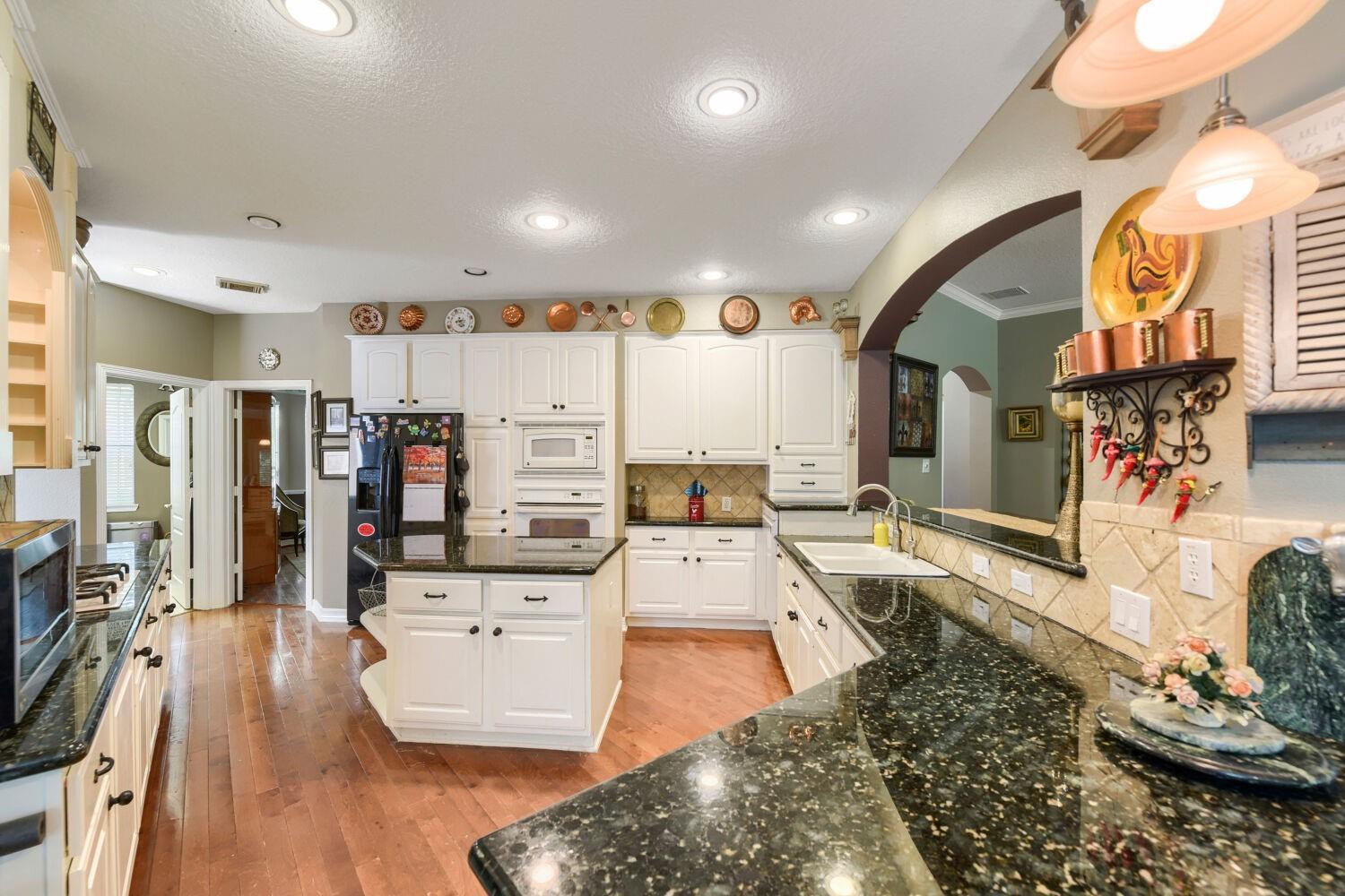 5518 Maybrook Park Lane Property Photo 12