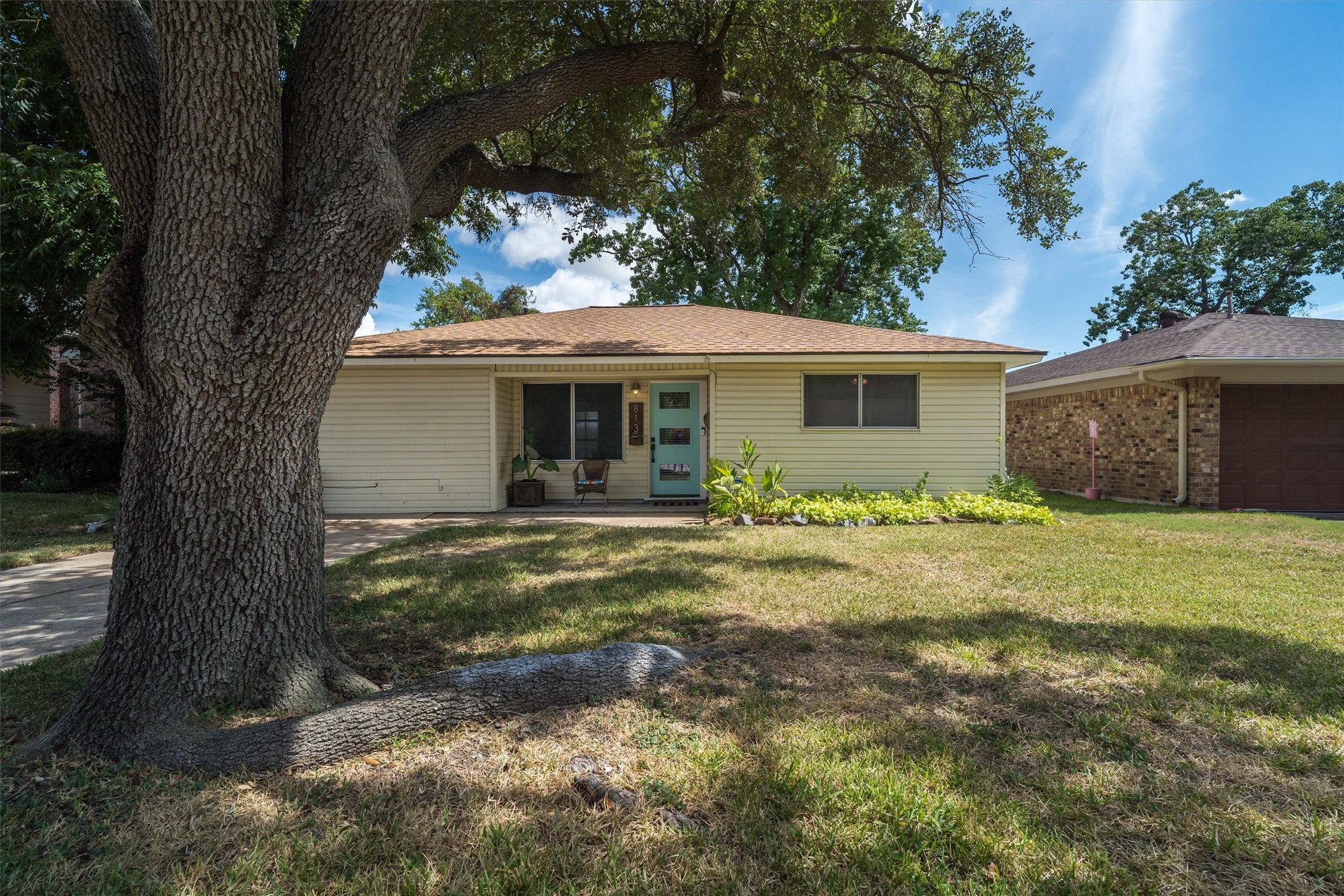 813 Dutch Street Property Photo 1
