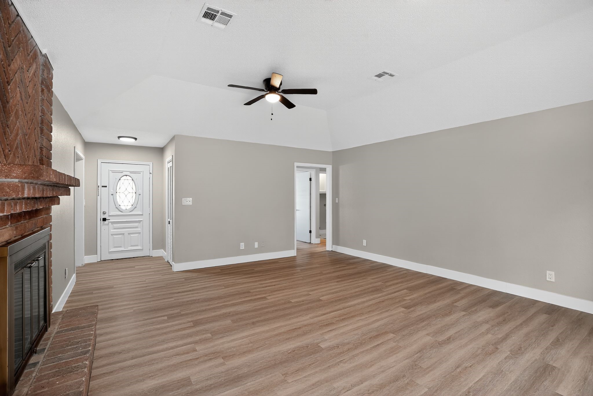 107 Cherry Hills Property Photo 5