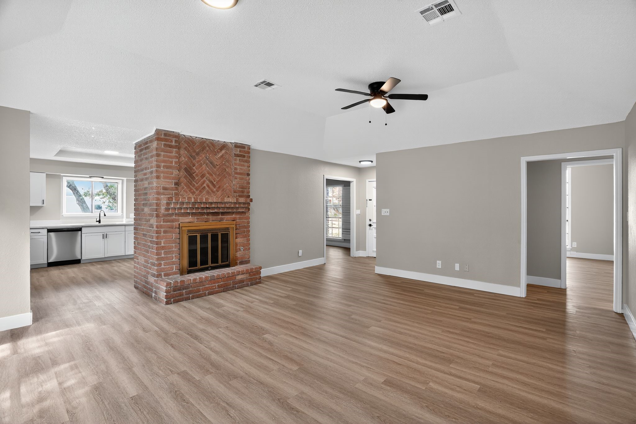 107 Cherry Hills Property Photo 7