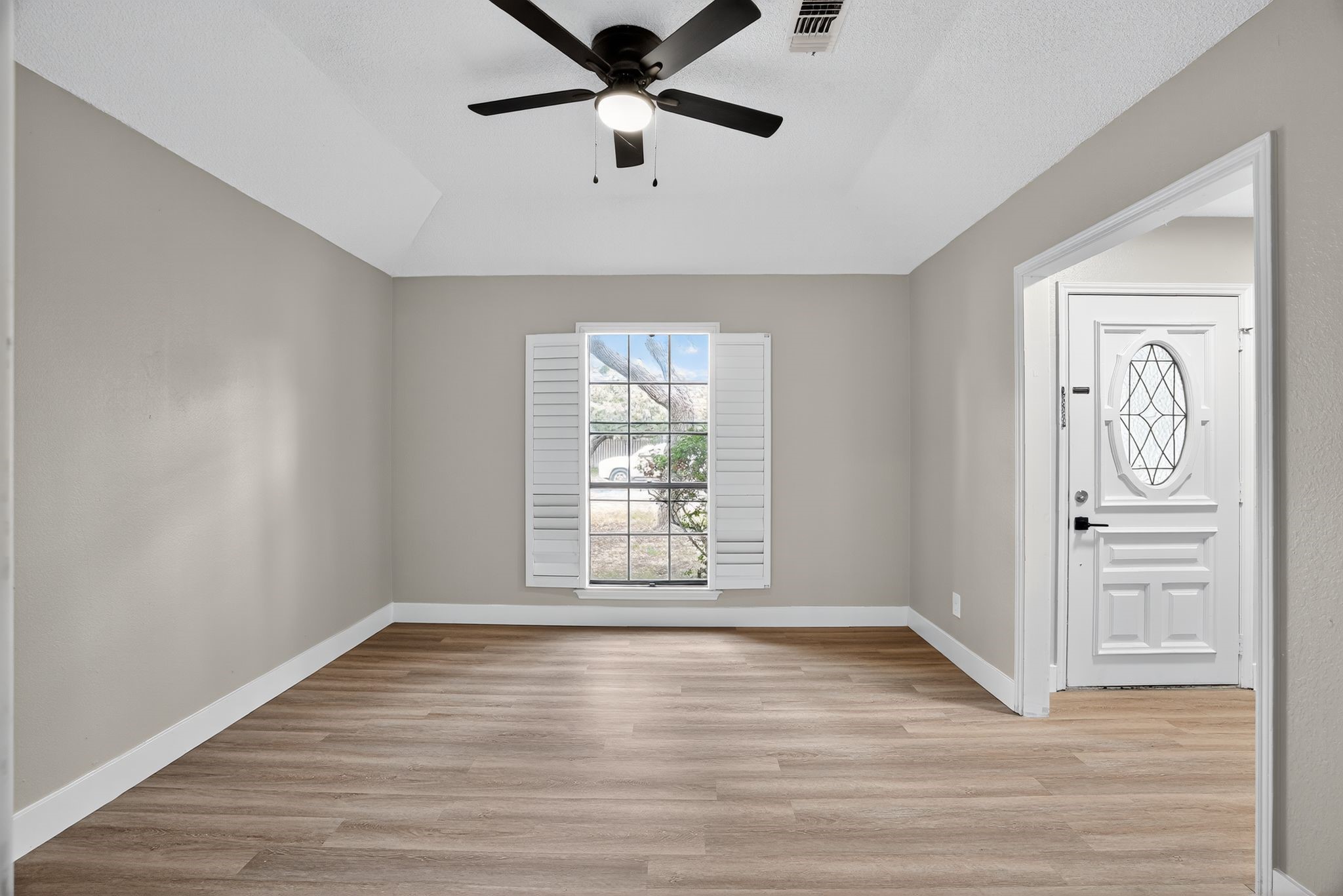 107 Cherry Hills Property Photo 10