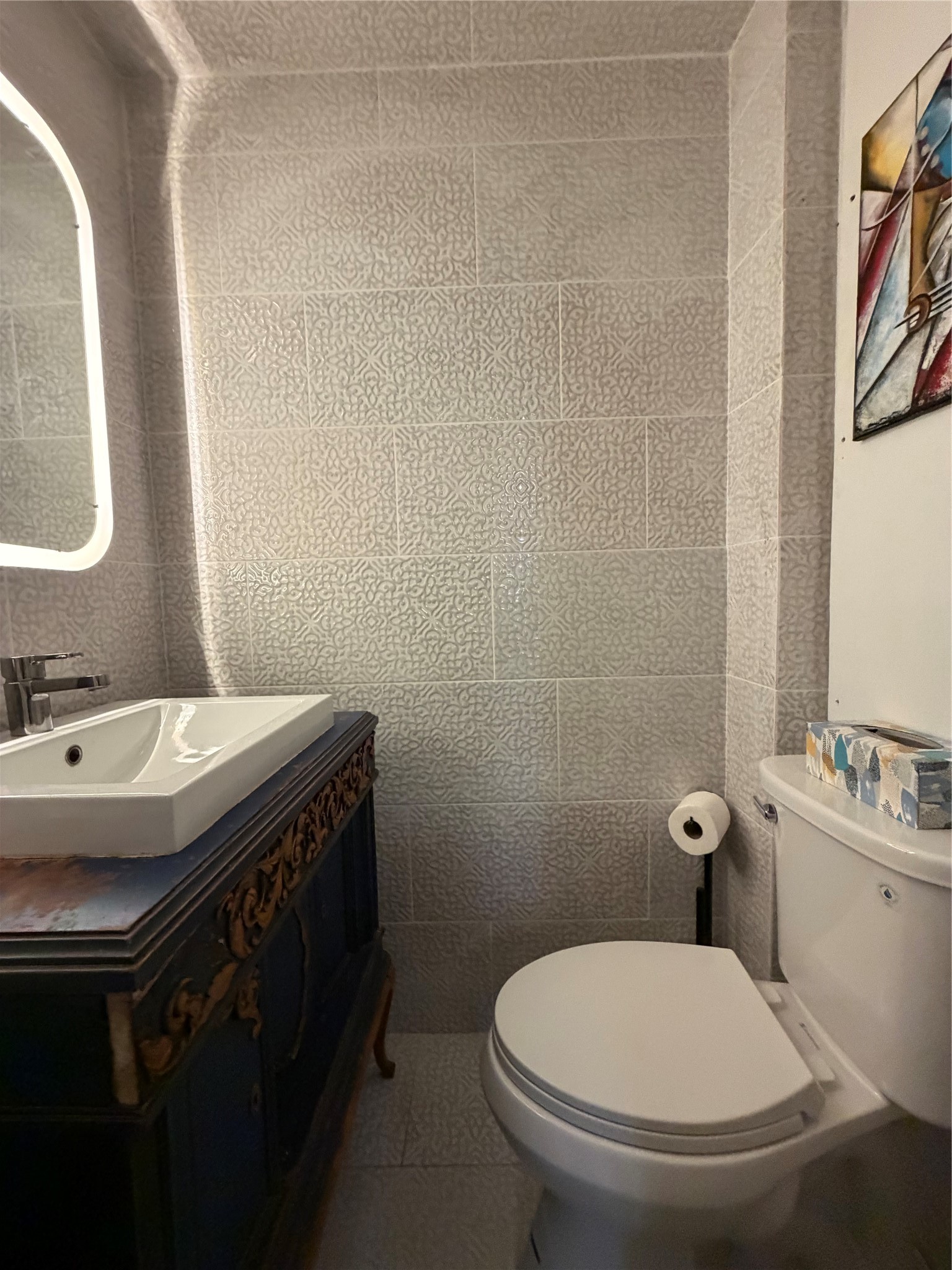 402 Hyde Park Boulevard 1 Property Photo 6