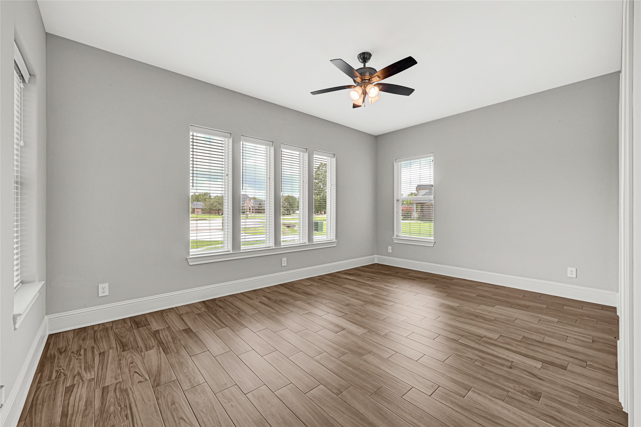 15410 Rosemary Lane Property Photo 13