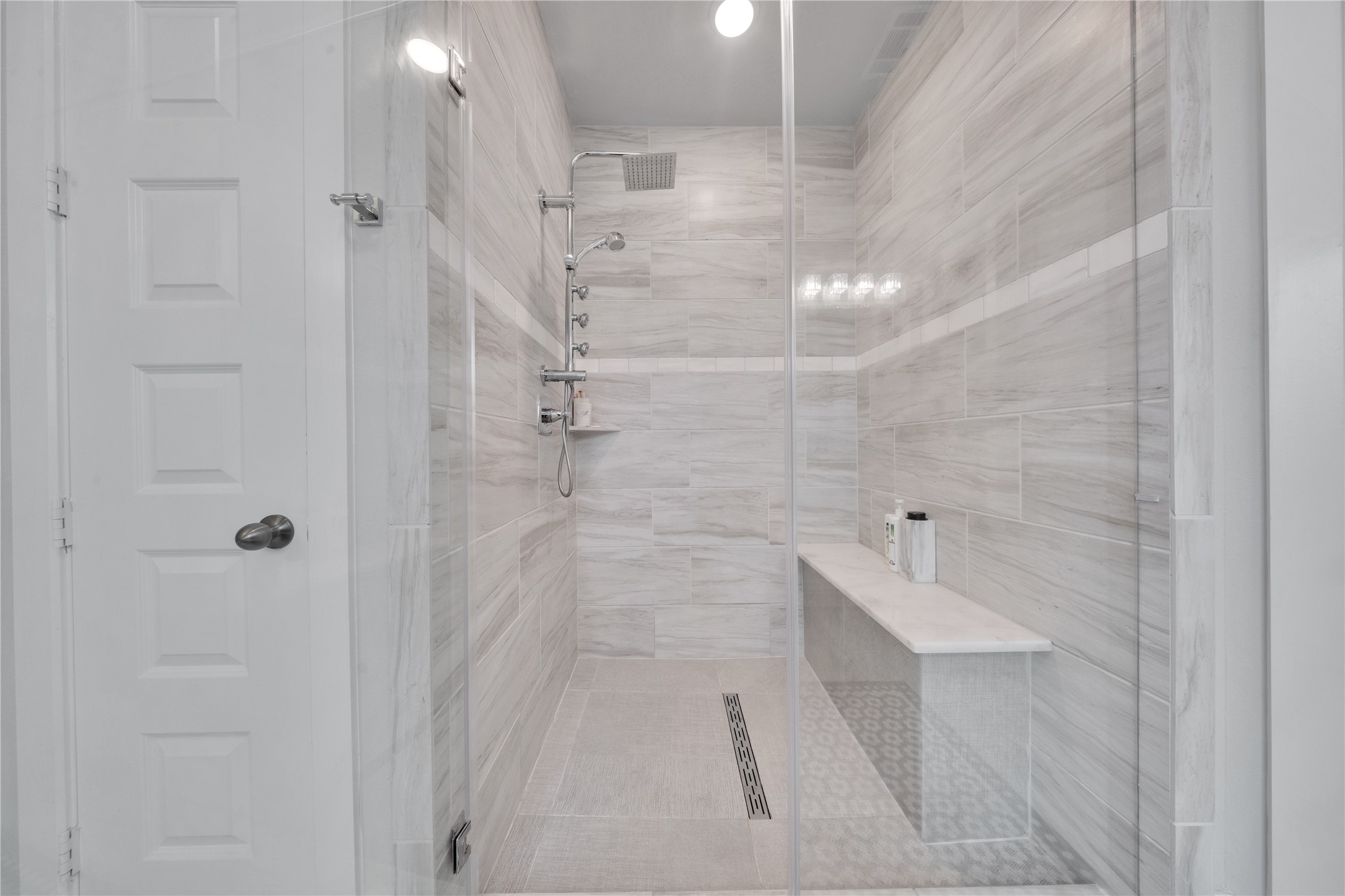 8826 Forest Side Drive Property Photo 20