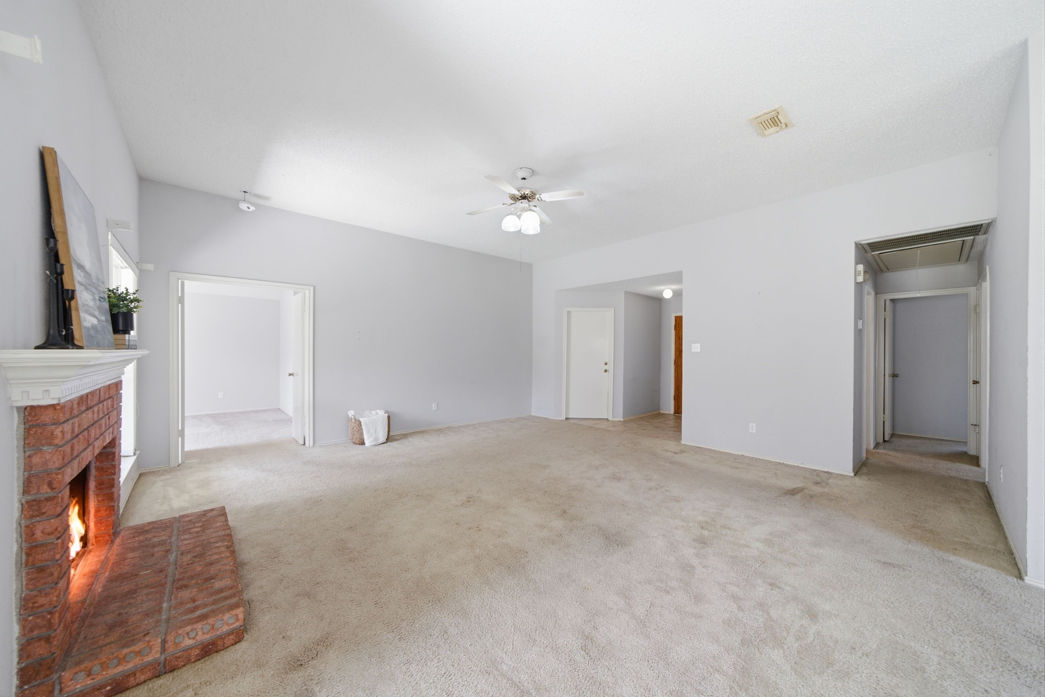 707 Laurel Grove Lane Property Photo 7