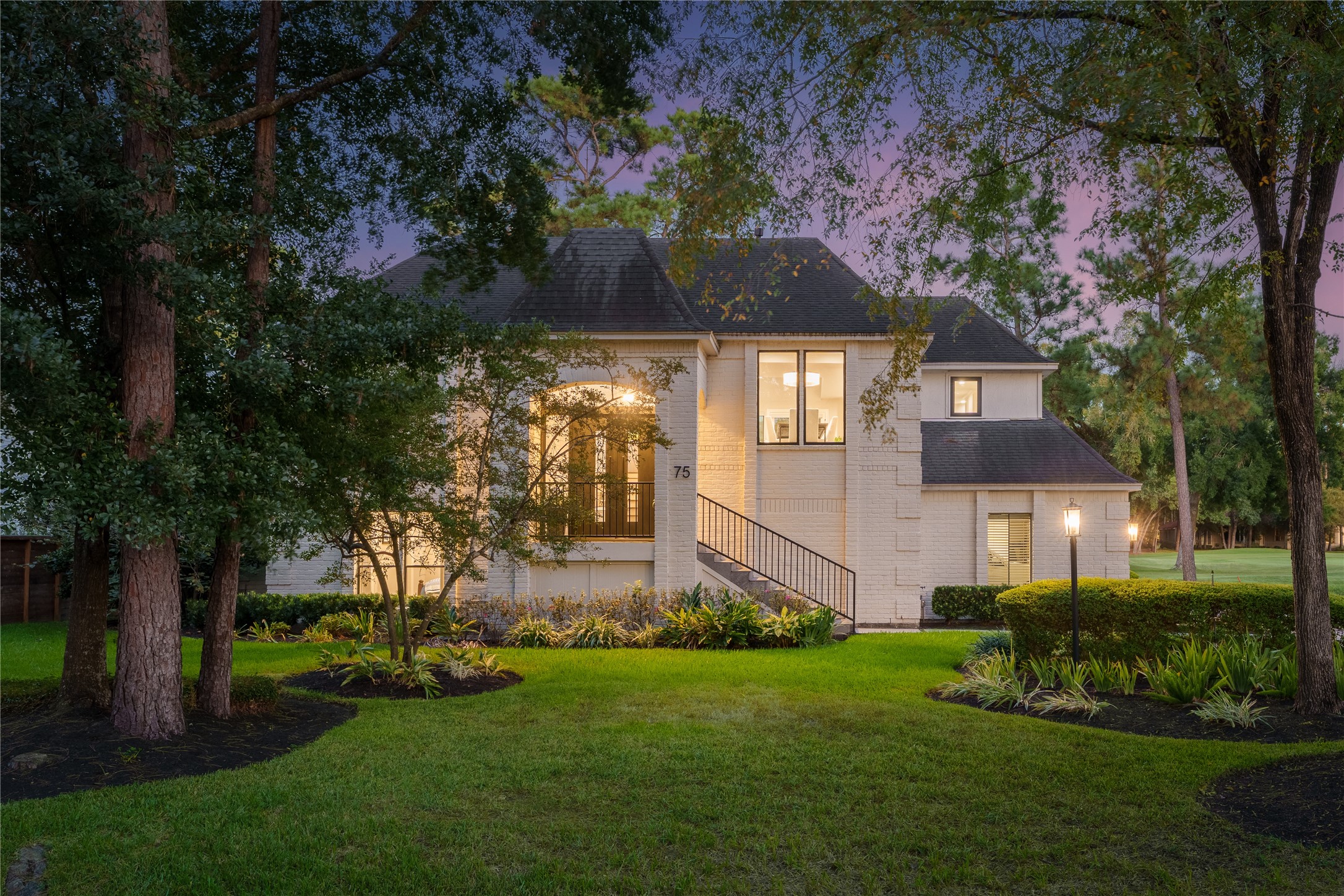 75 Huntsmans Horn Circle Property Photo 2