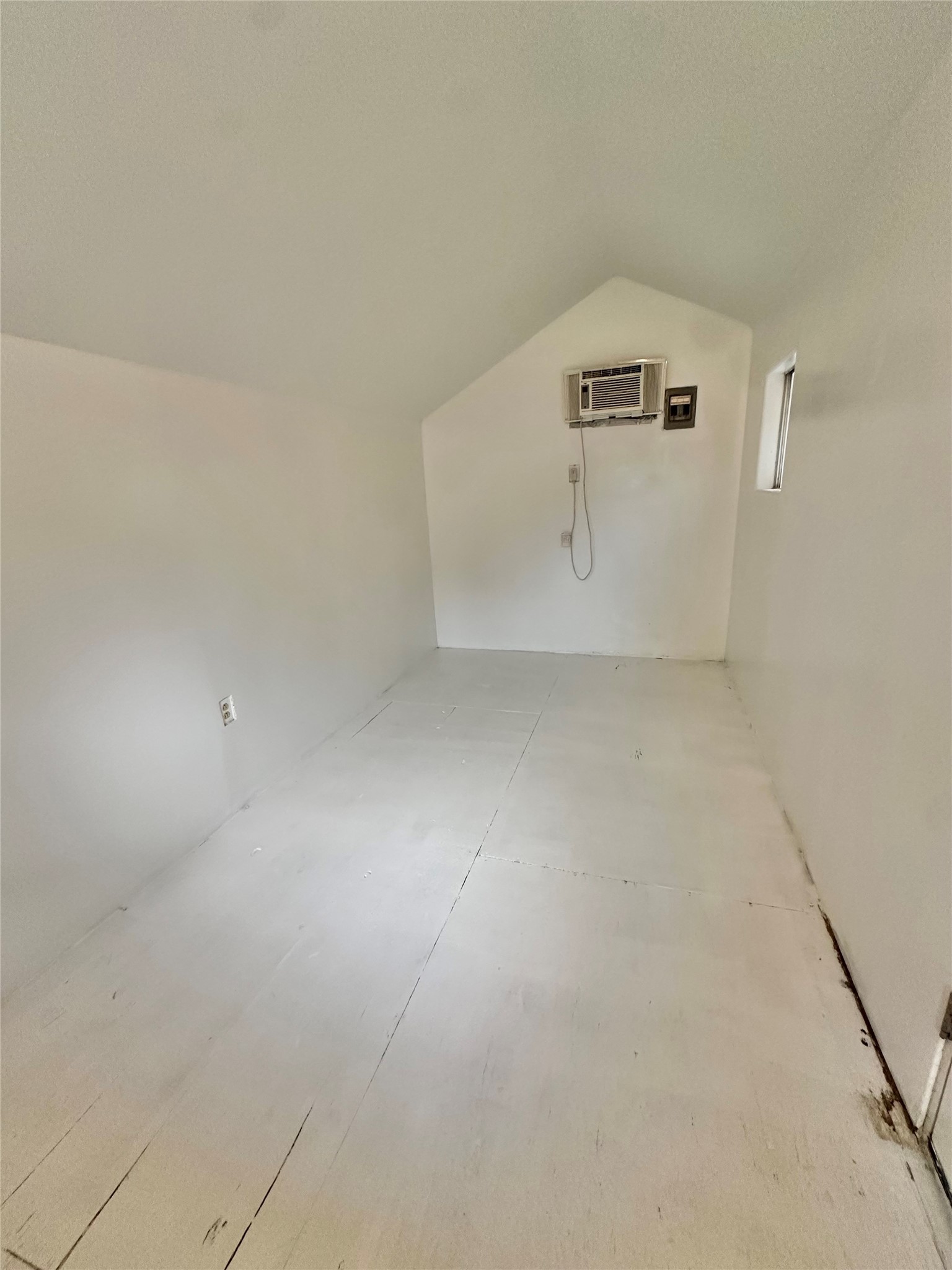 7503 Winkle Wood Lane Property Photo 13