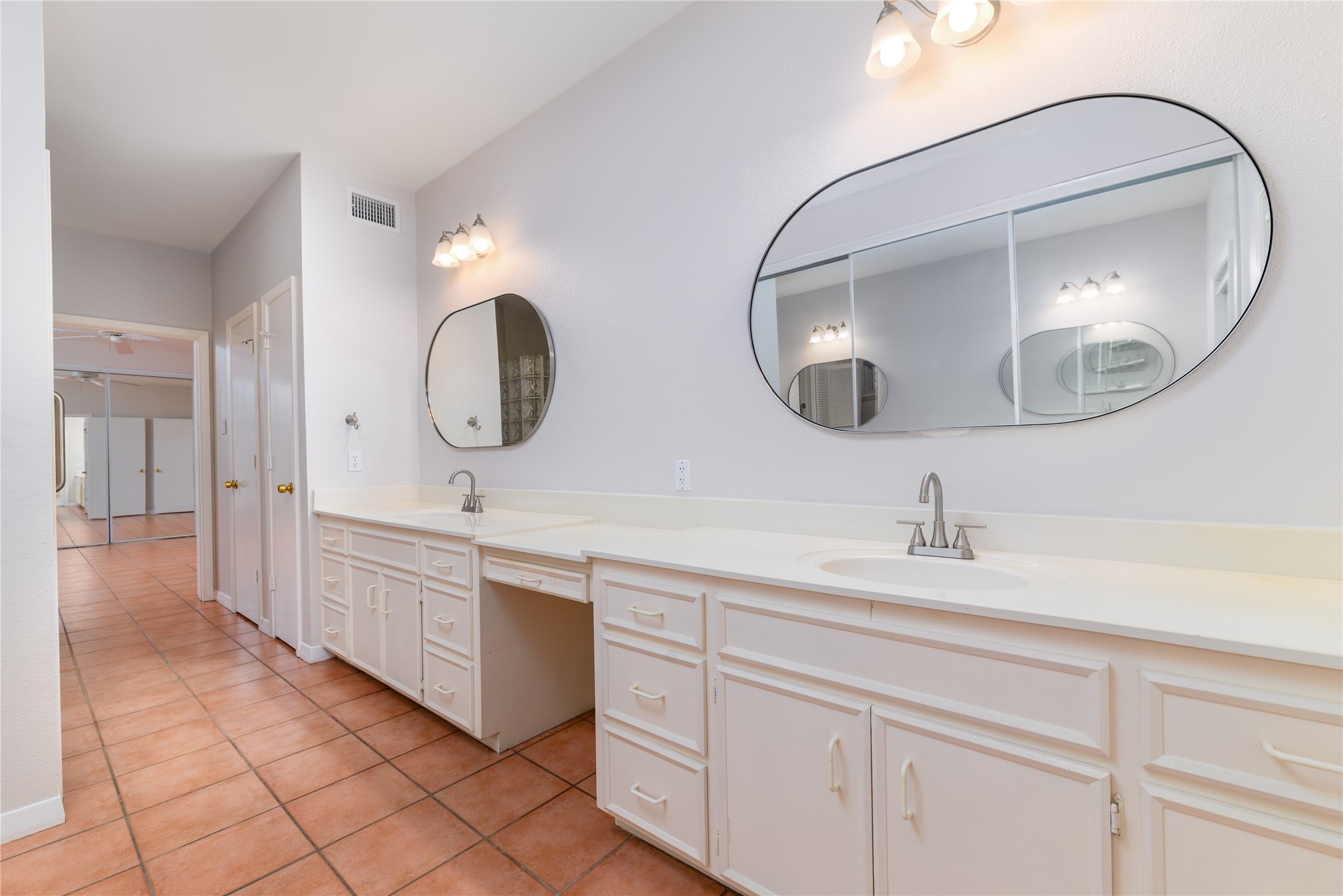 904 Winston Drive Property Photo 18