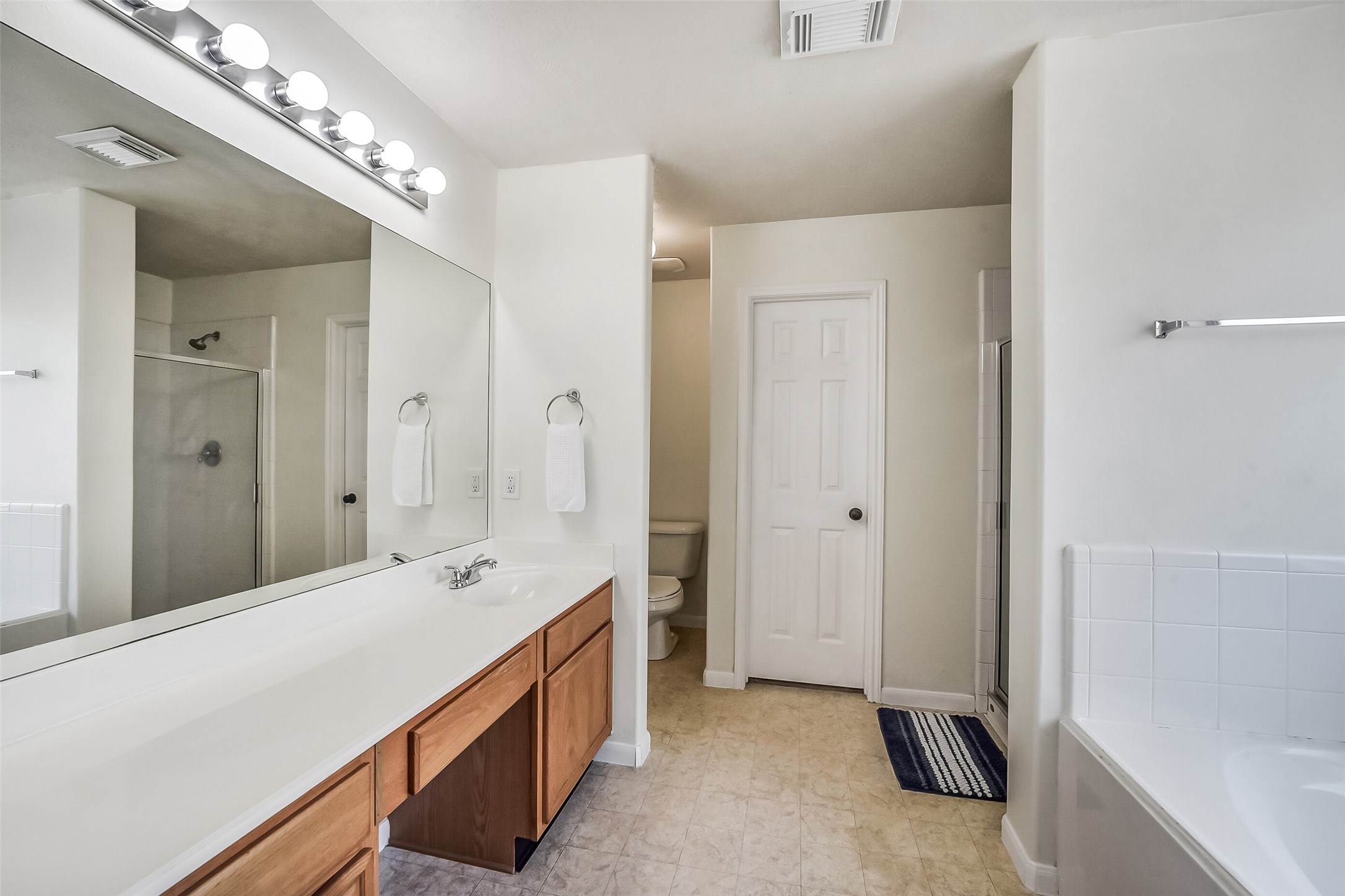 5014 Winding View Lane Property Photo 18