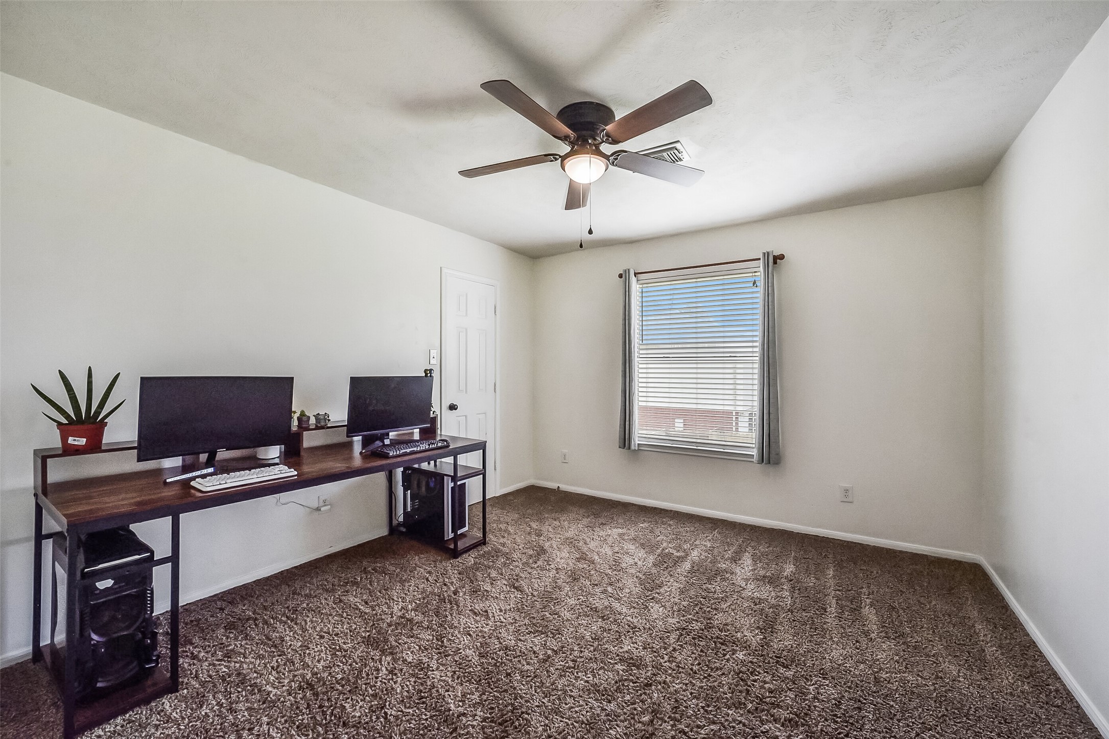 5014 Winding View Lane Property Photo 25