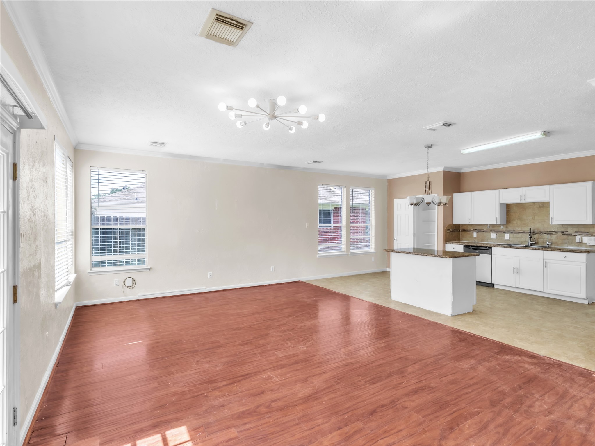 14811 Stocklin Court Property Photo 13