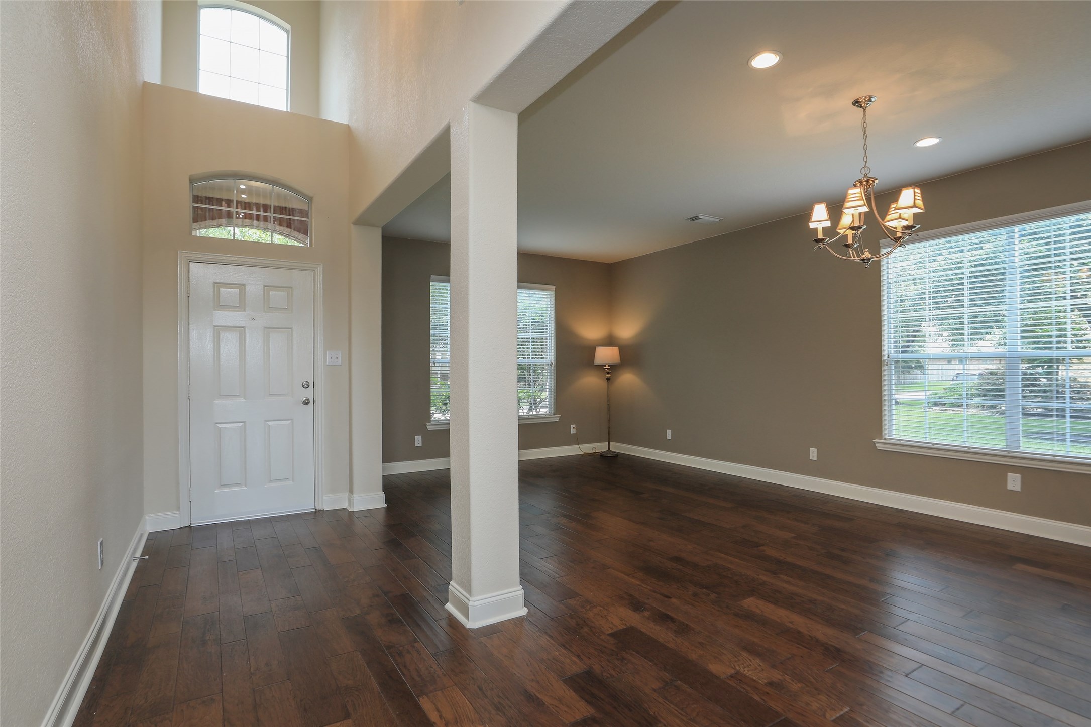 9603 Red Rugossa Drive Property Photo 3