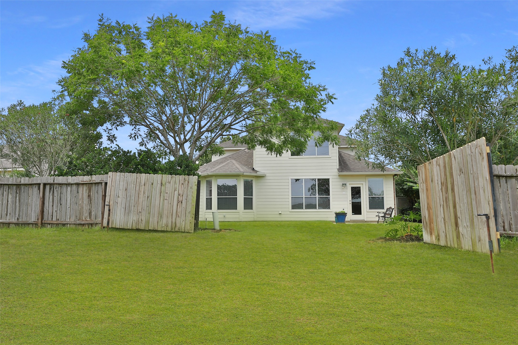 9603 Red Rugossa Drive Property Photo 43