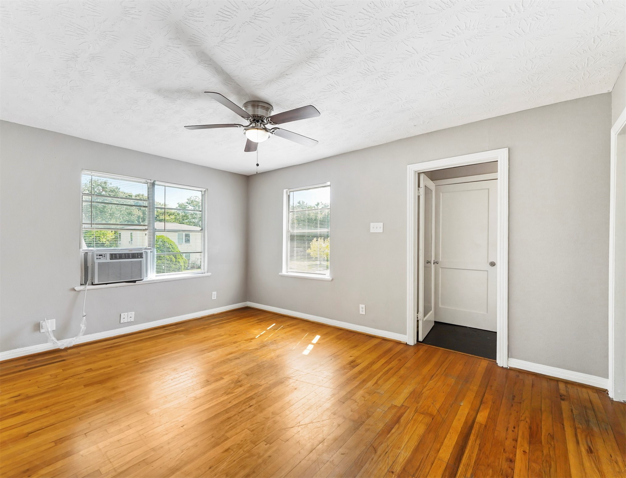 1130 7th Avenue N Property Photo 15
