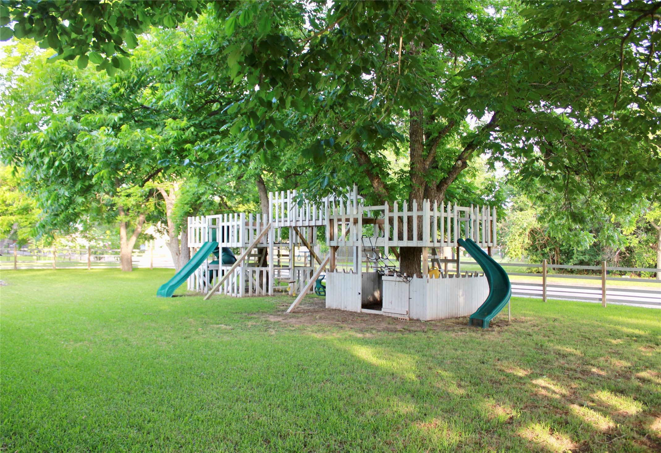 504 Hale Street Property Photo 13