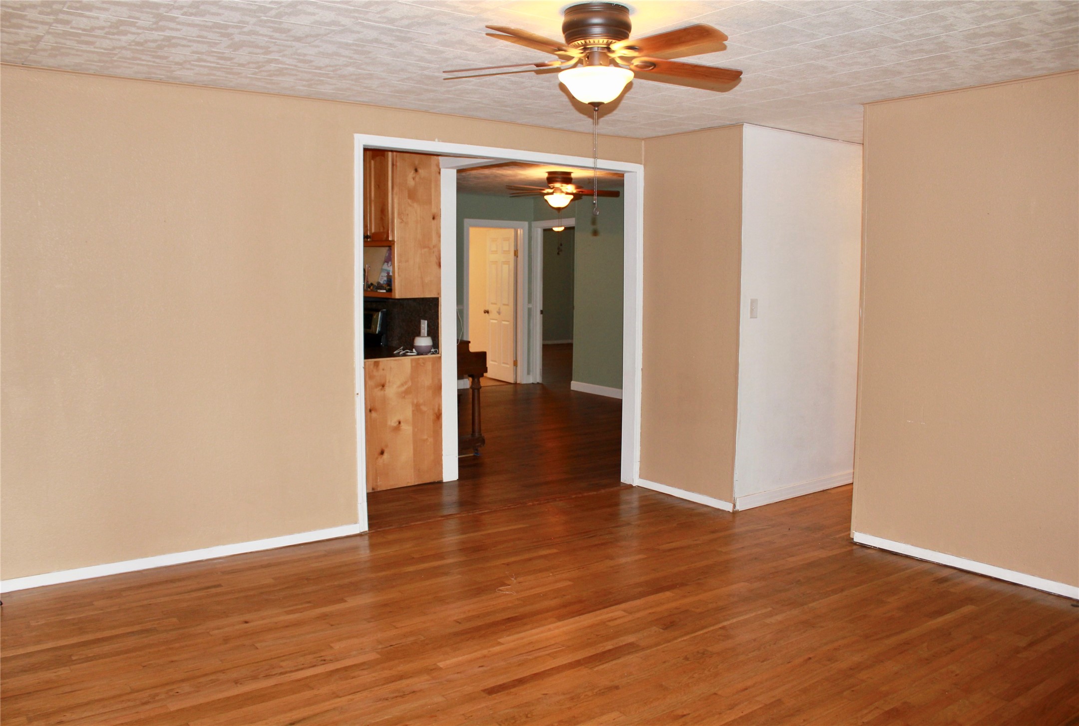 504 Hale Street Property Photo 16