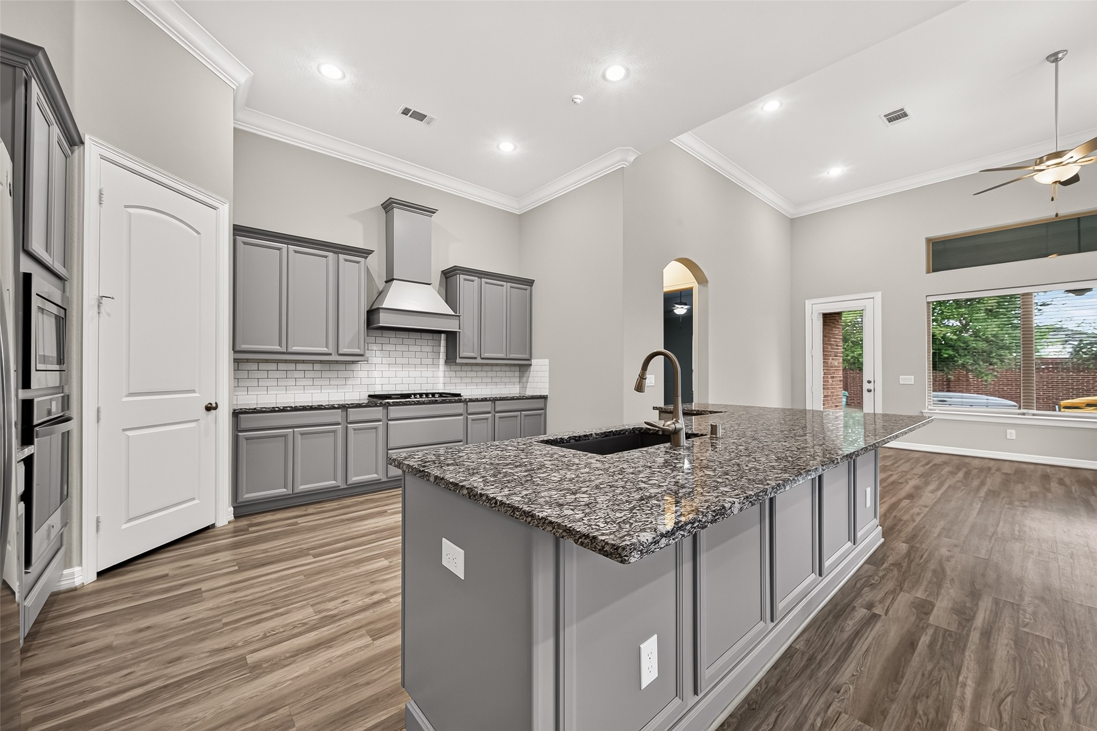 11422 Finavon Lane Property Photo 16