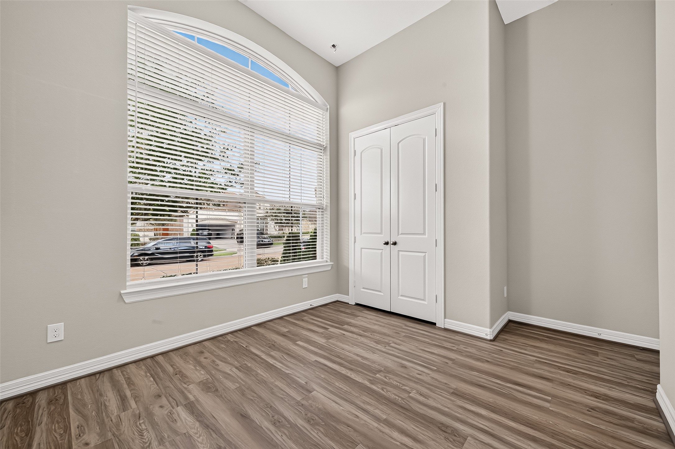 11422 Finavon Lane Property Photo 25