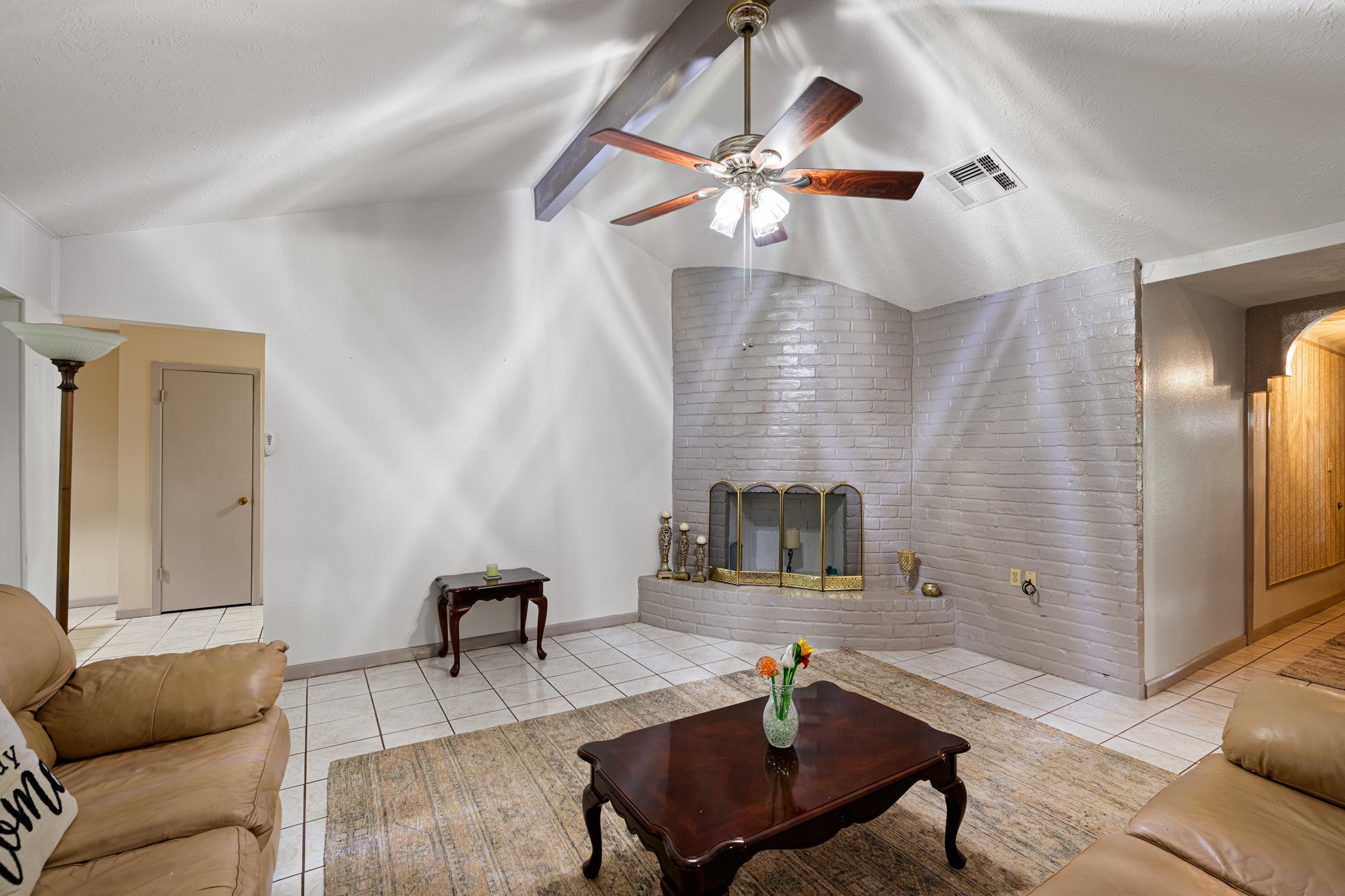 6230 Knollwest Drive Property Photo 8