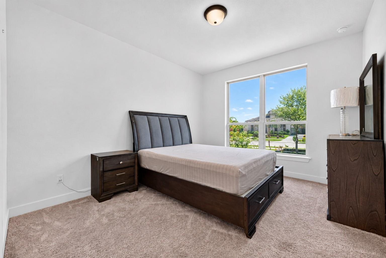 2511 Falling Fig Lane Property Photo 12